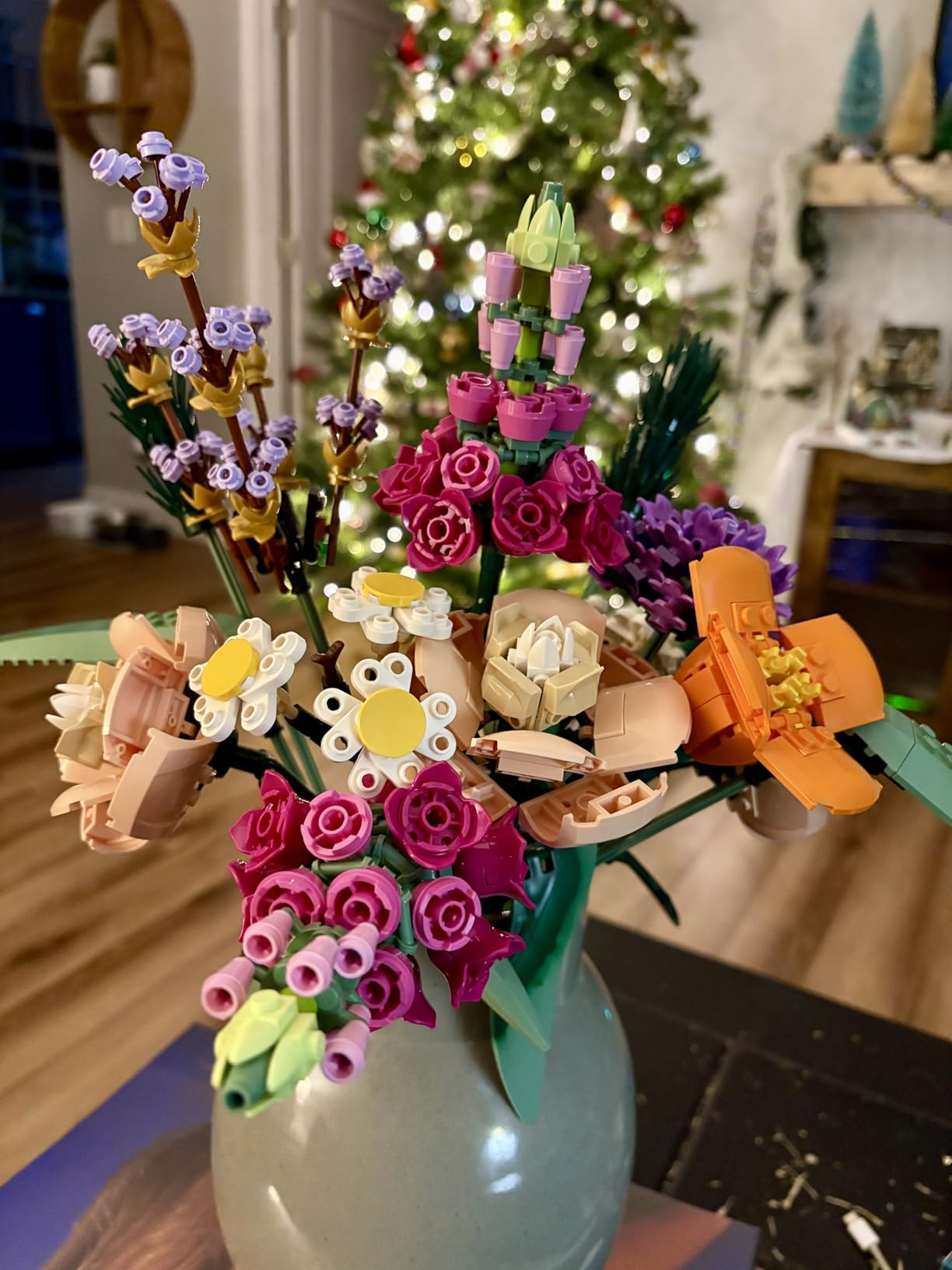 LEGO Botanicals Flower Bouquet Building Set - Artificial Flowers for Decoration, Ages 18+ - 10280 customer photo 2
