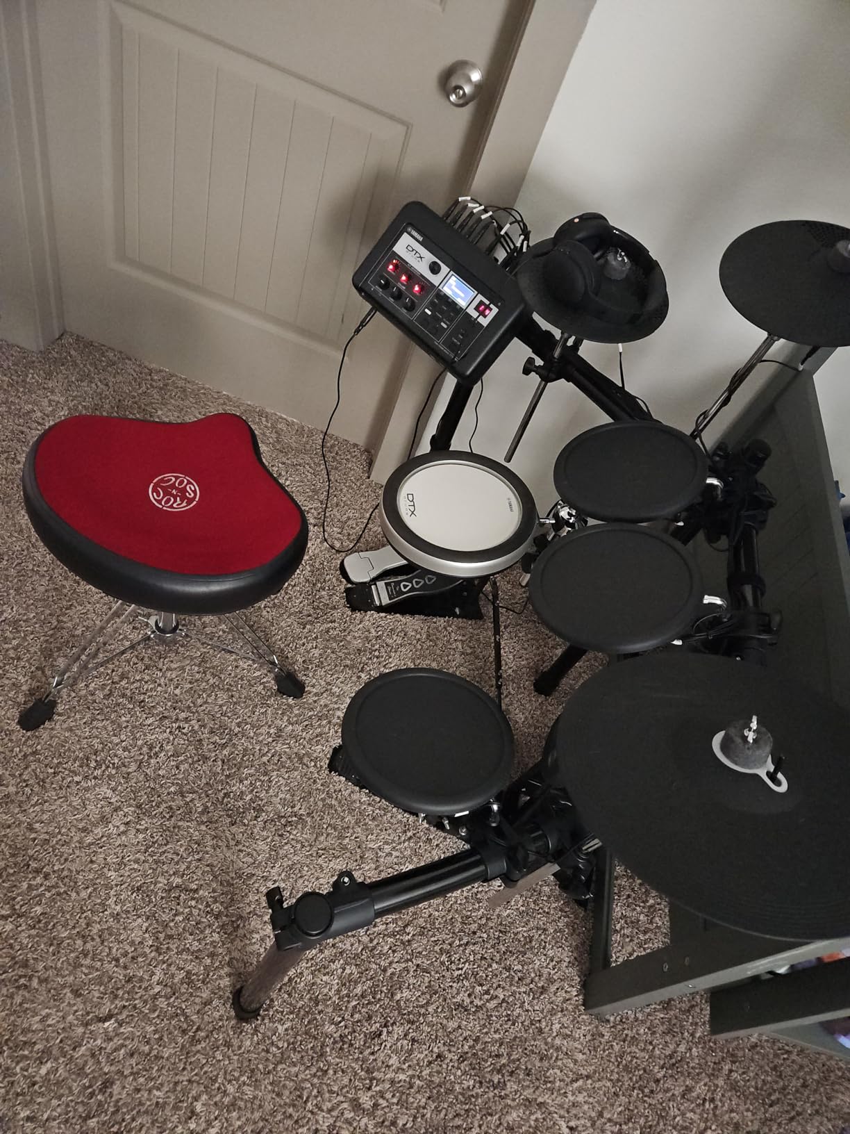 Yamaha DTX6K-X Electronic Drum Set with DTX-PRO Module, 70 Premium Customizable Kits, Kit Modifier Controls, USB Audio/MIDI, Silent Silicone Heads customer photo 2
