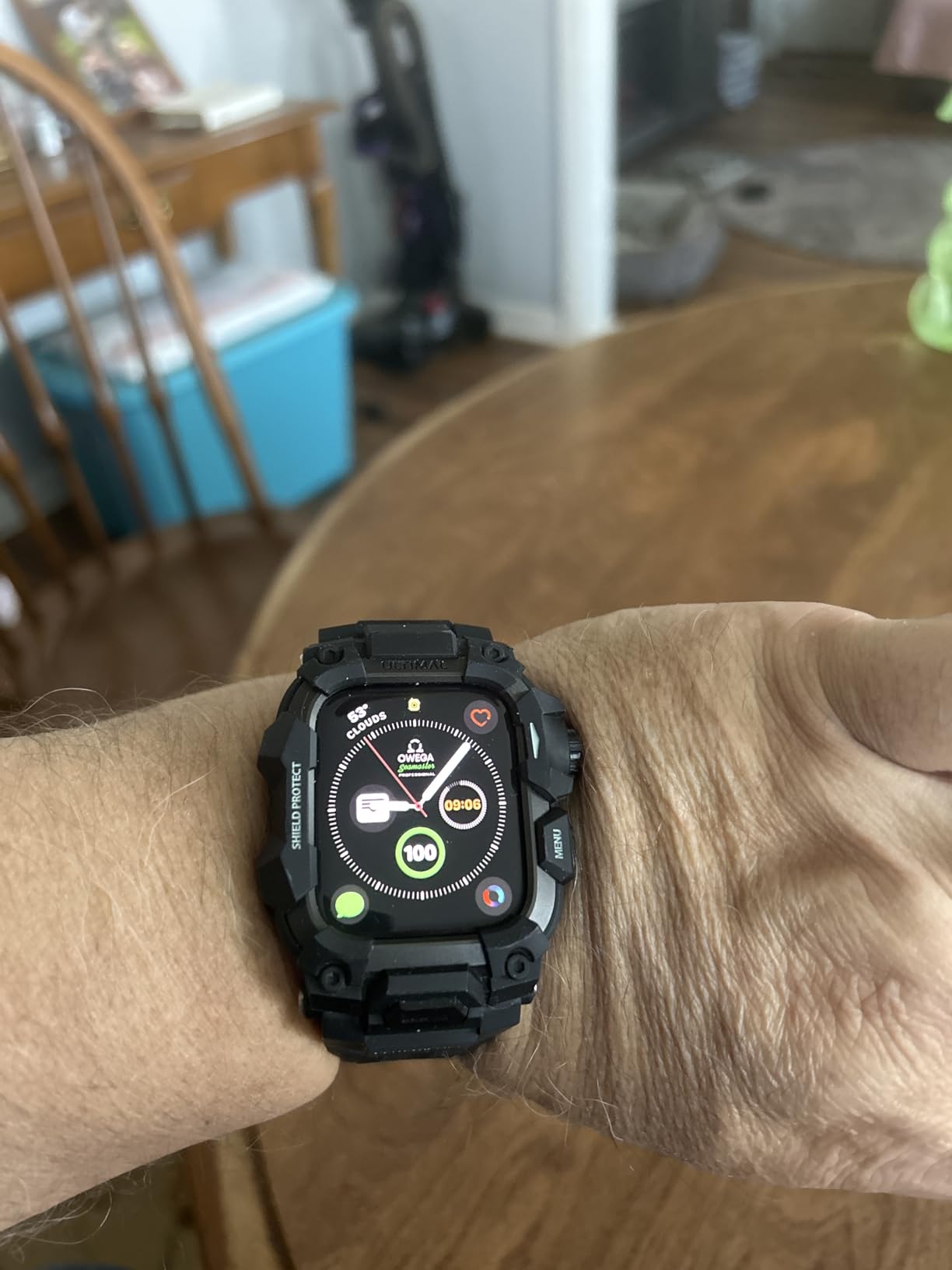 Apple Watch Series 6 (GPS, 44mm) - Space Gray Aluminum Case with Black Sport Band (Renewed) customer photo 2