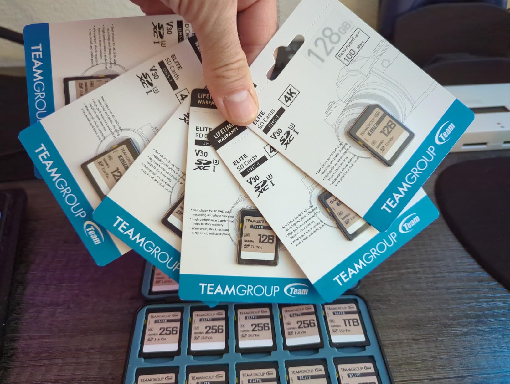 TEAMGROUP Elite 256GB UHS-I U3 V30 UHD Read Speed up to 100MB/s SDXC High Speed 4K Memory Card Compatible with Canon Sony Nikon Panasonic FUJIFILM Digital Camera TESDXC256GIV3069 customer photo 2