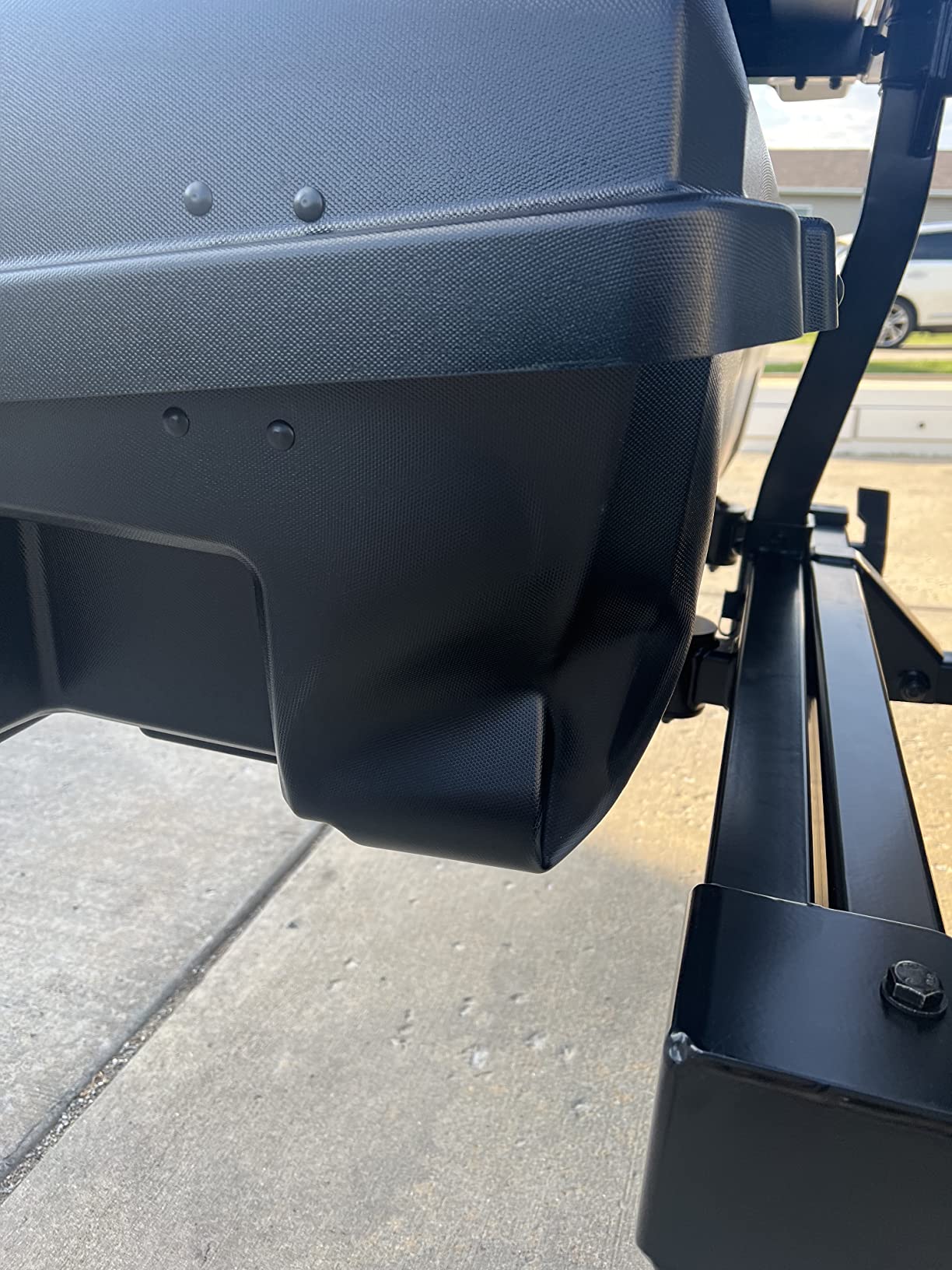 Yakima EXO GearLocker Car Cargo Carrier, Hard Top Shell Box customer photo 2