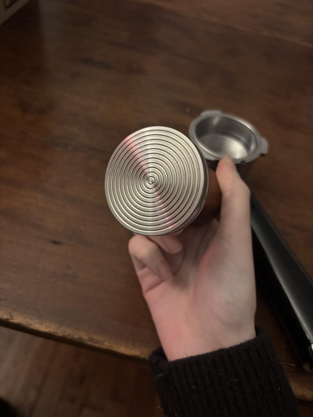 KYONANO Espresso Coffee Tamper 51mm - Stainless Steel Base and Scented Rosewood Handle - Compatible with 51mm Delonghi Bottomless Portafilter customer photo 2