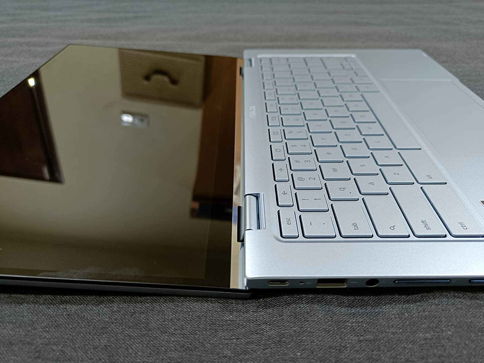 ASUS Chromebook Flip C433 2 in 1 Laptop, 14