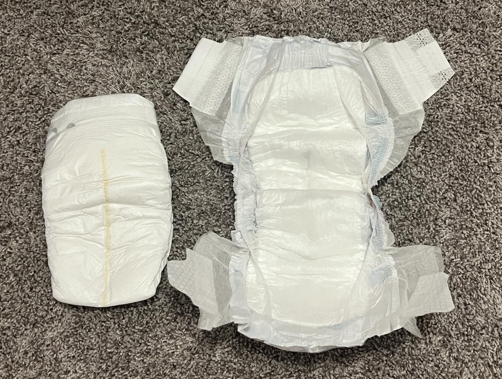 Amazon Brand - Mama Bear Plush Protection Disposable Baby Diapers, Hypoallergenic, Fragrance-Free, Leak Protection, Size 1, Wetness Indicator, 216 Count (4-Pack) customer photo 2