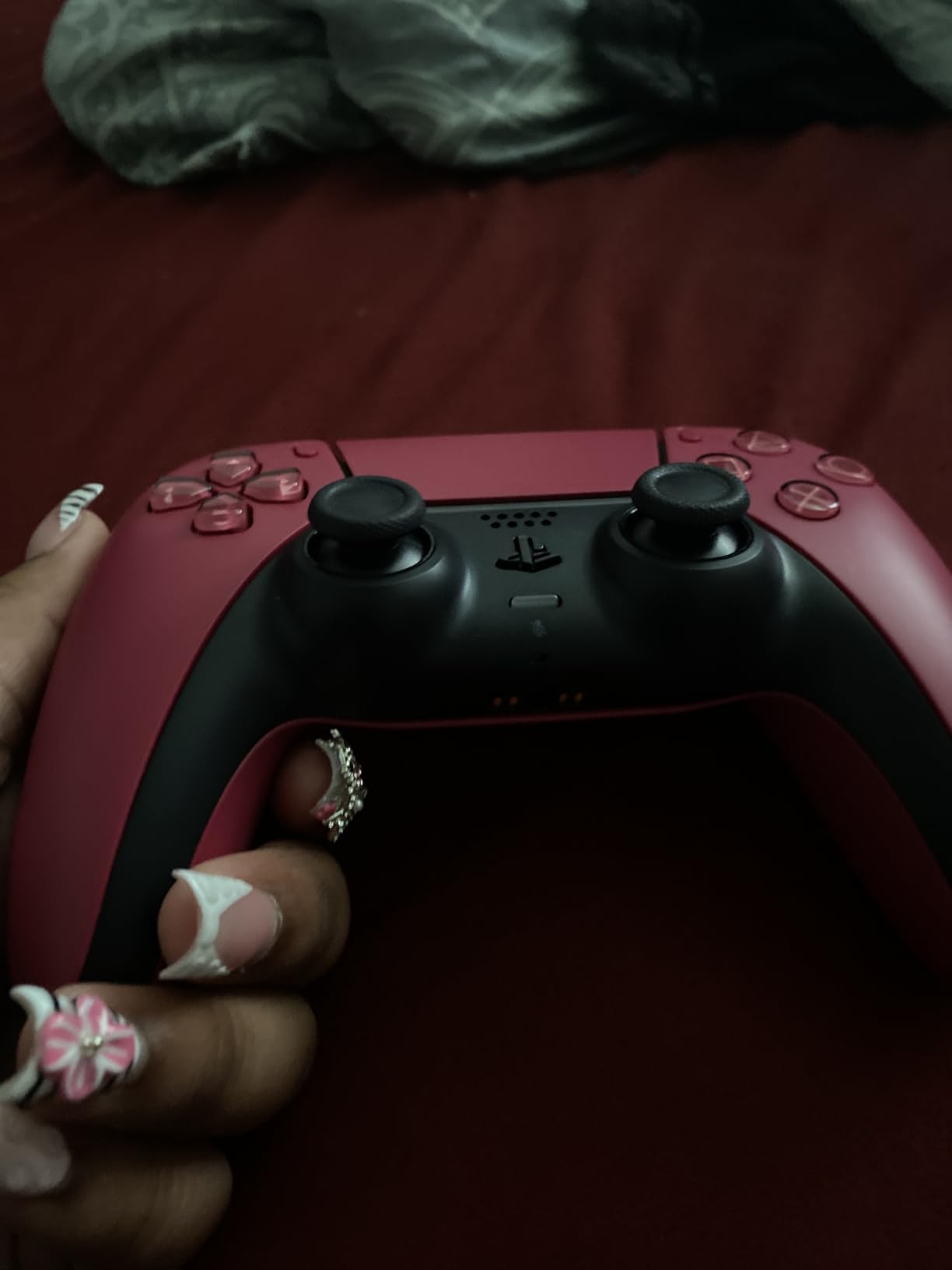 PlayStation DualSense Wireless Controller - Cosmic Red customer photo 2