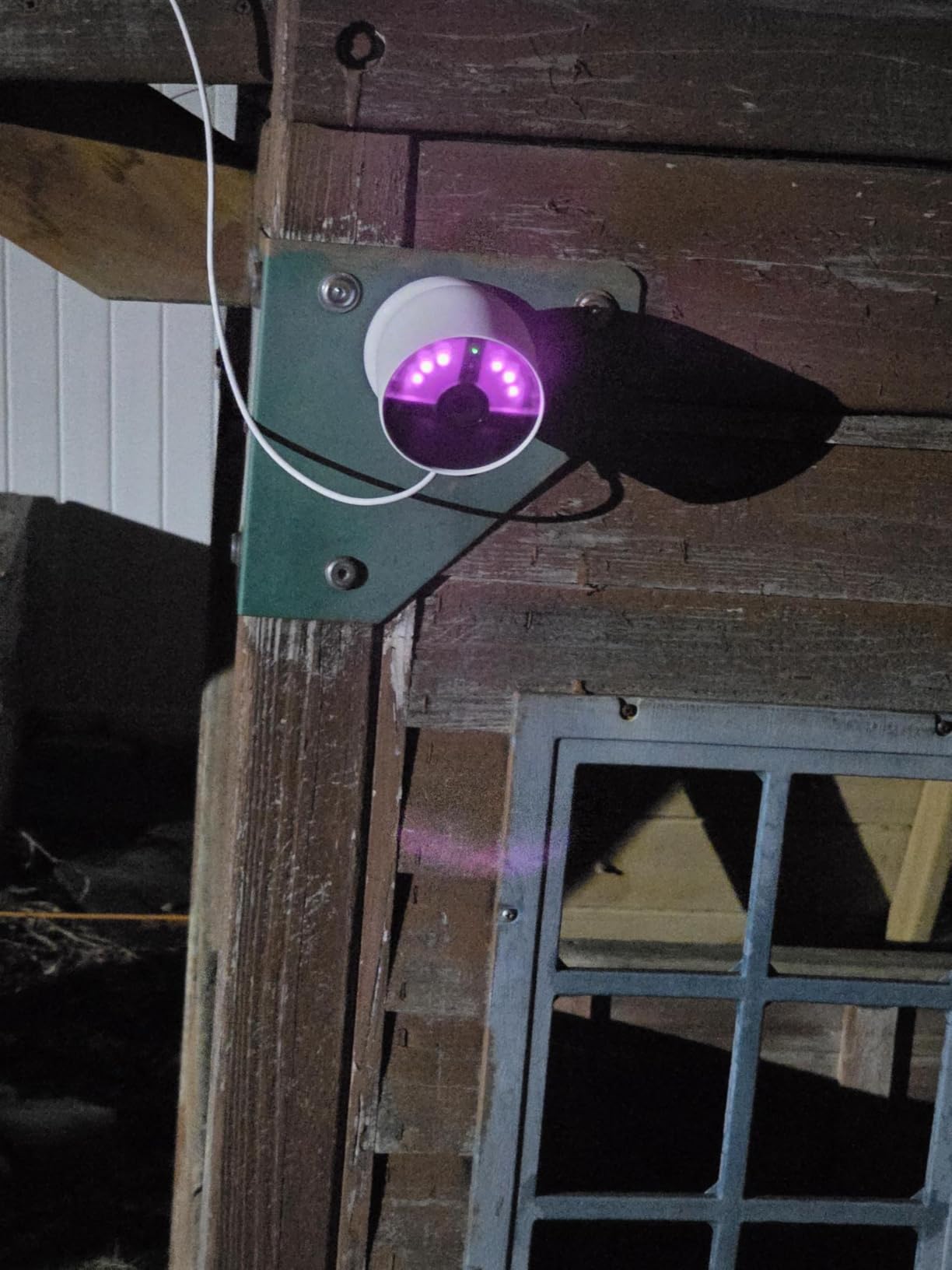 Nest Cam Outdoor or Indoor, Battery - 2nd Generation - 1 Pack customer photo 2