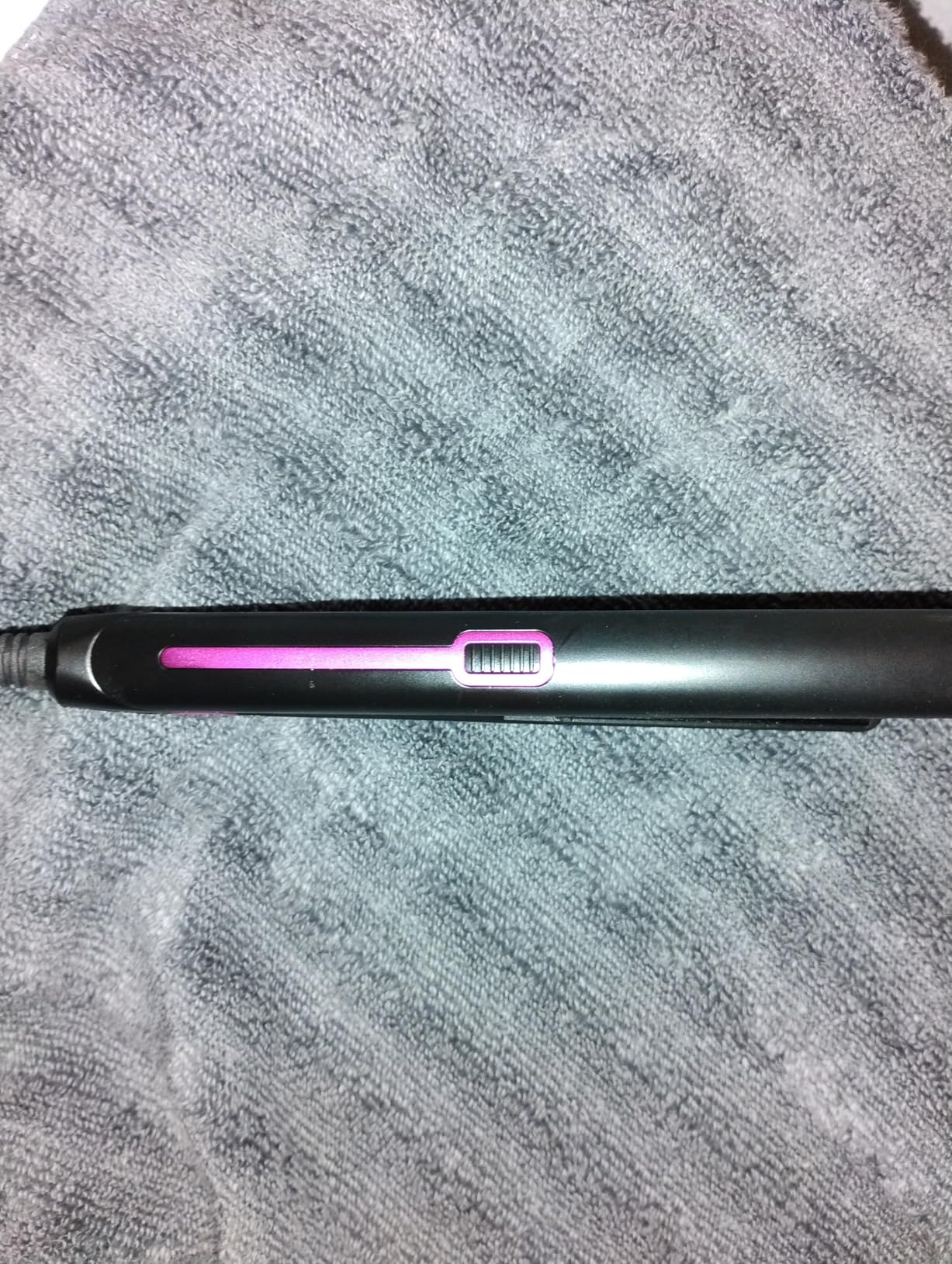 Mini Hair Straightener, Mini Flat Iron for Short Hair and Bangs, 0.7 Inch Small Flat Iron for Travel customer photo 1