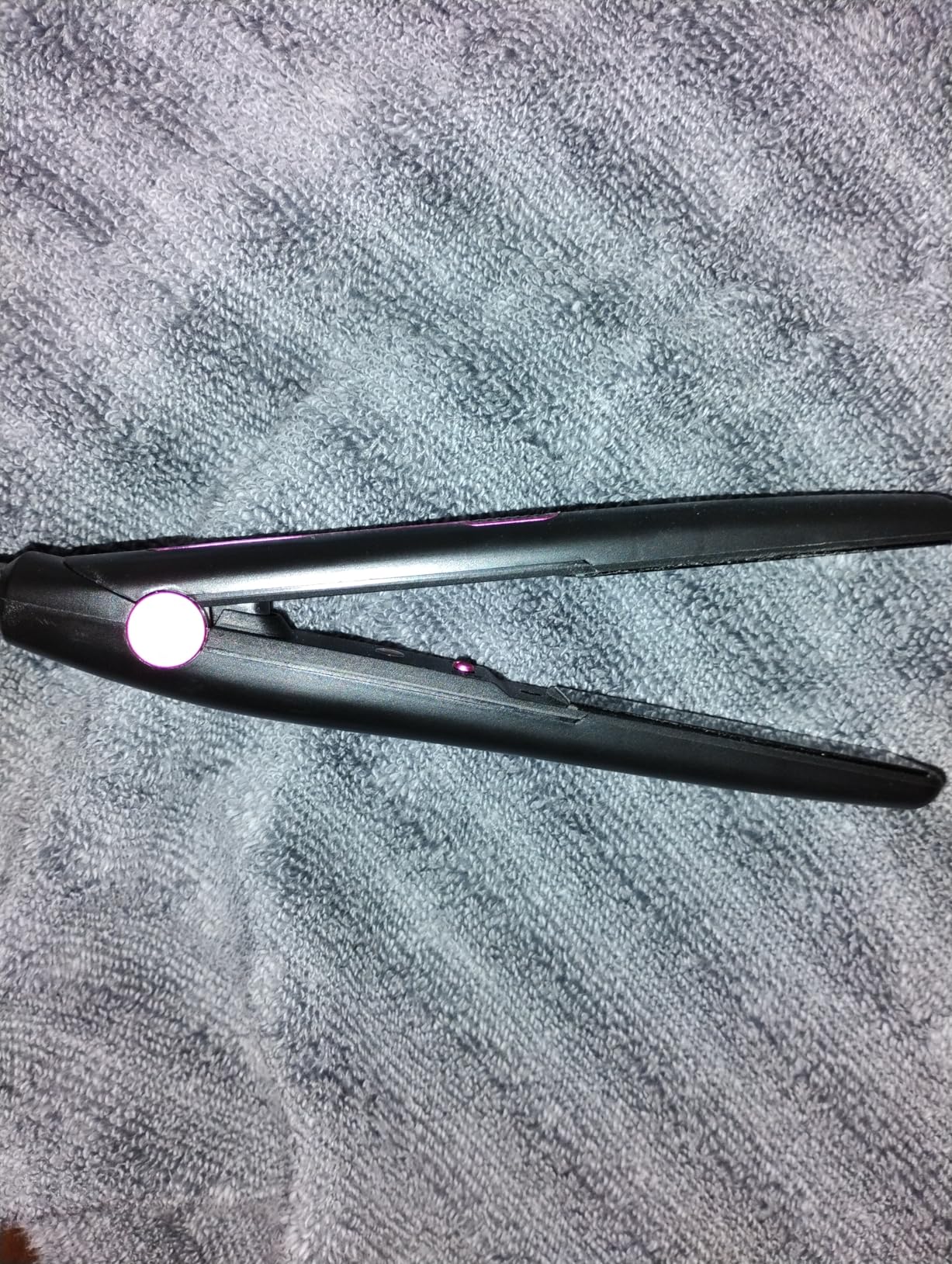 Mini Hair Straightener, Mini Flat Iron for Short Hair and Bangs, 0.7 Inch Small Flat Iron for Travel customer photo 2