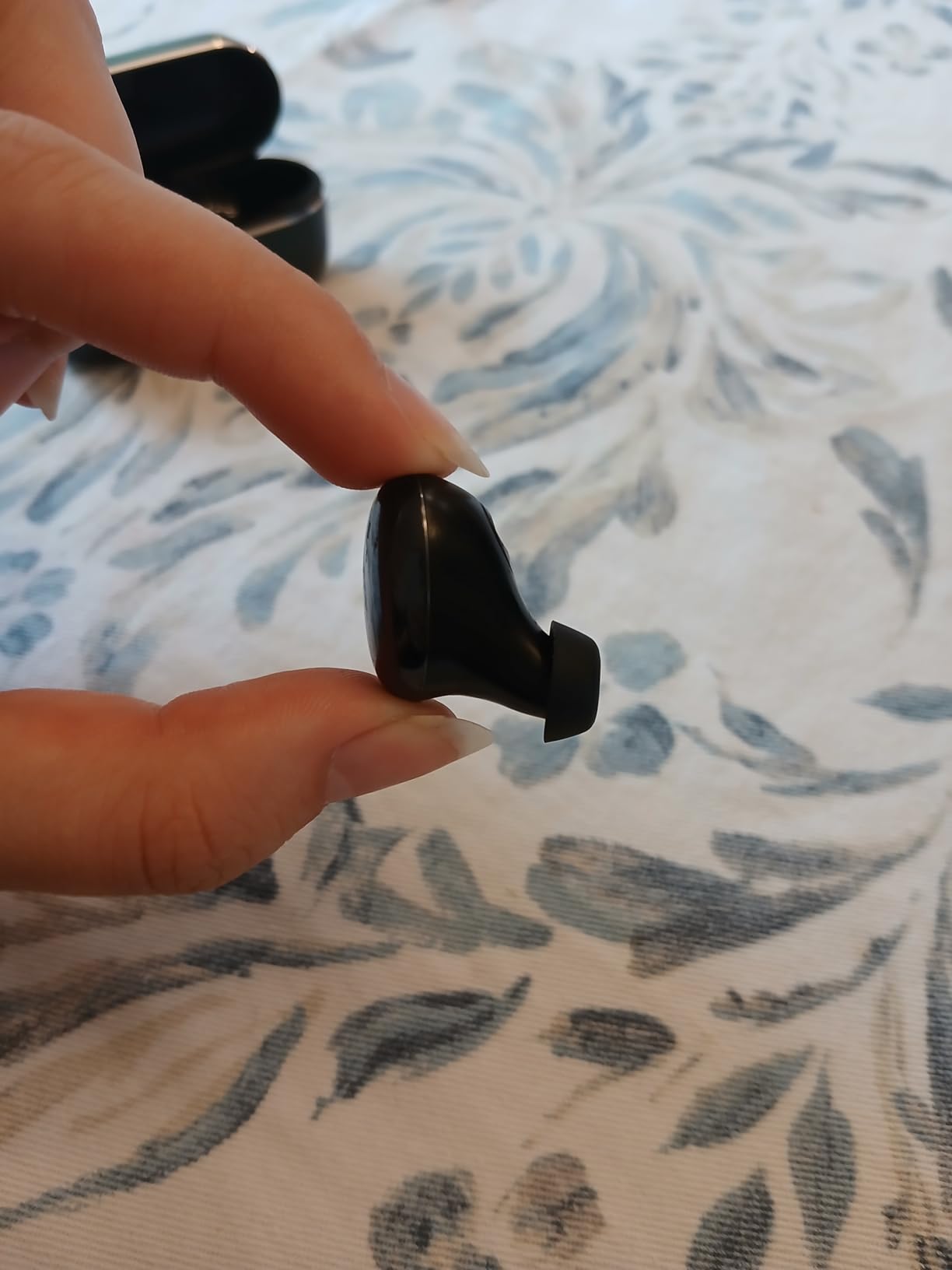 Back Bay Audio Tempo 30 Wireless Earbuds for Small Ears - Award-Winning Sound, Sweatproof Bluetooth Earbuds, Tech Fitness Gifts for Men, Comfortable Bluetooth Ear Buds for Women - Lavender customer photo 2