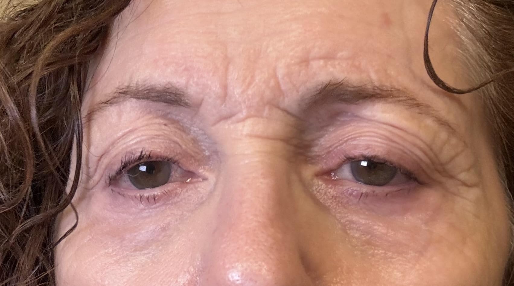 Catrice | Under Eye Brightener | Conceal & Brighten Dark Circles | With Hyaluronic Acid & Shea Butter | Vegan, Cruelty Free & Paraben Free (010 | Light Rose) customer photo 1