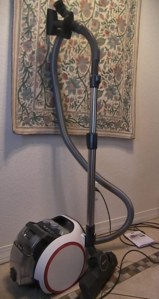 Boost CX1 PowerLine SNRF0 Bagless Canister Vacuum Cleaner in Lotus White, Compact customer photo 2