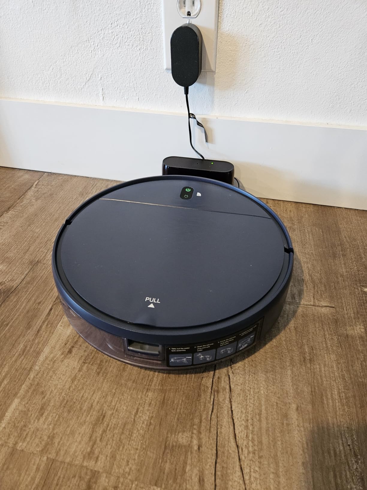 Robot Vacuum and Mop Combo, 2 in 1 Robot Mop and Vacuum, Robotic Vacuum Cleaner with WiFi/App, 2000Pa Suction, 230ML Water Tank, Self-Charging, Slim, Ideal for Hard Floor, Low Pile Carpet, Pet Hair customer photo 1