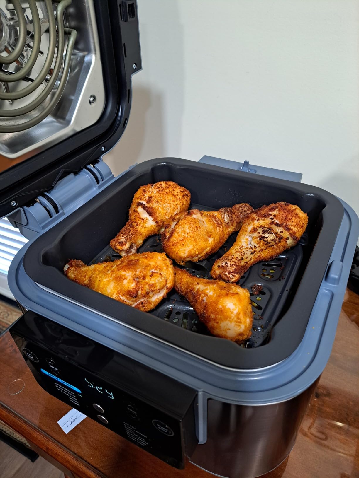 Ninja SF301 Speedi Rapid Cooker & Air Fryer, 6-Quart Capacity, 12-in-1 Functions to Steam, Bake, Roast, Sear, Sauté, Slow Cook, Sous Vide & More, 15-Minute Speedi Meals All In One Pot, Sea Salt Gray customer photo 1