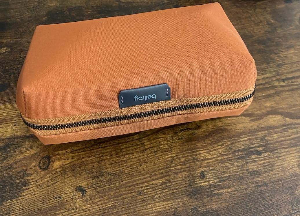 Bellroy Tech Kit (Tech Accessories Organizer Pouch, Zipper Closure Design, Stores Power Bank, Phone Charger, Cables & More, Internal) customer photo 1