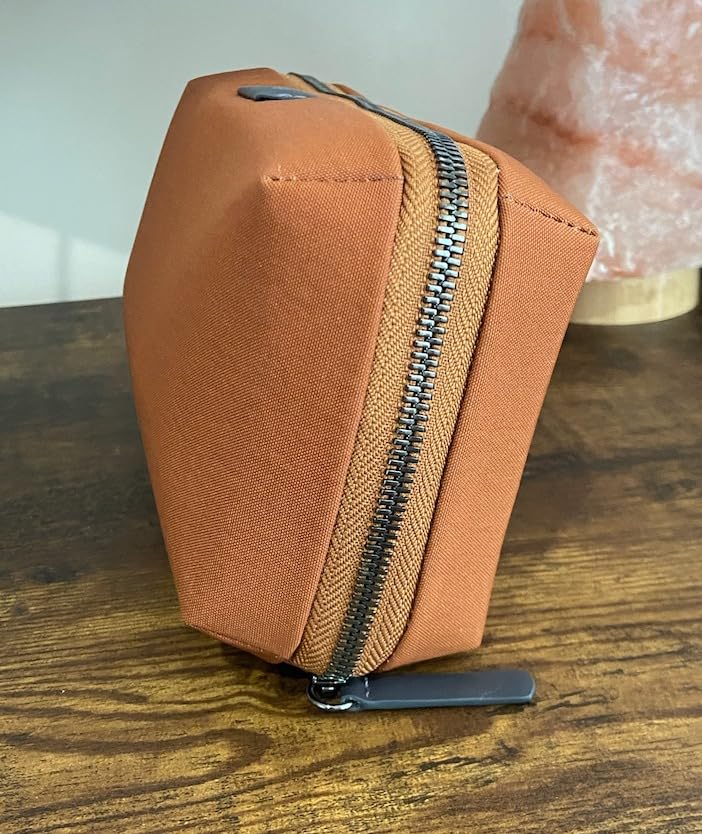 Bellroy Tech Kit (Tech Accessories Organizer Pouch, Zipper Closure Design, Stores Power Bank, Phone Charger, Cables & More, Internal) customer photo 2