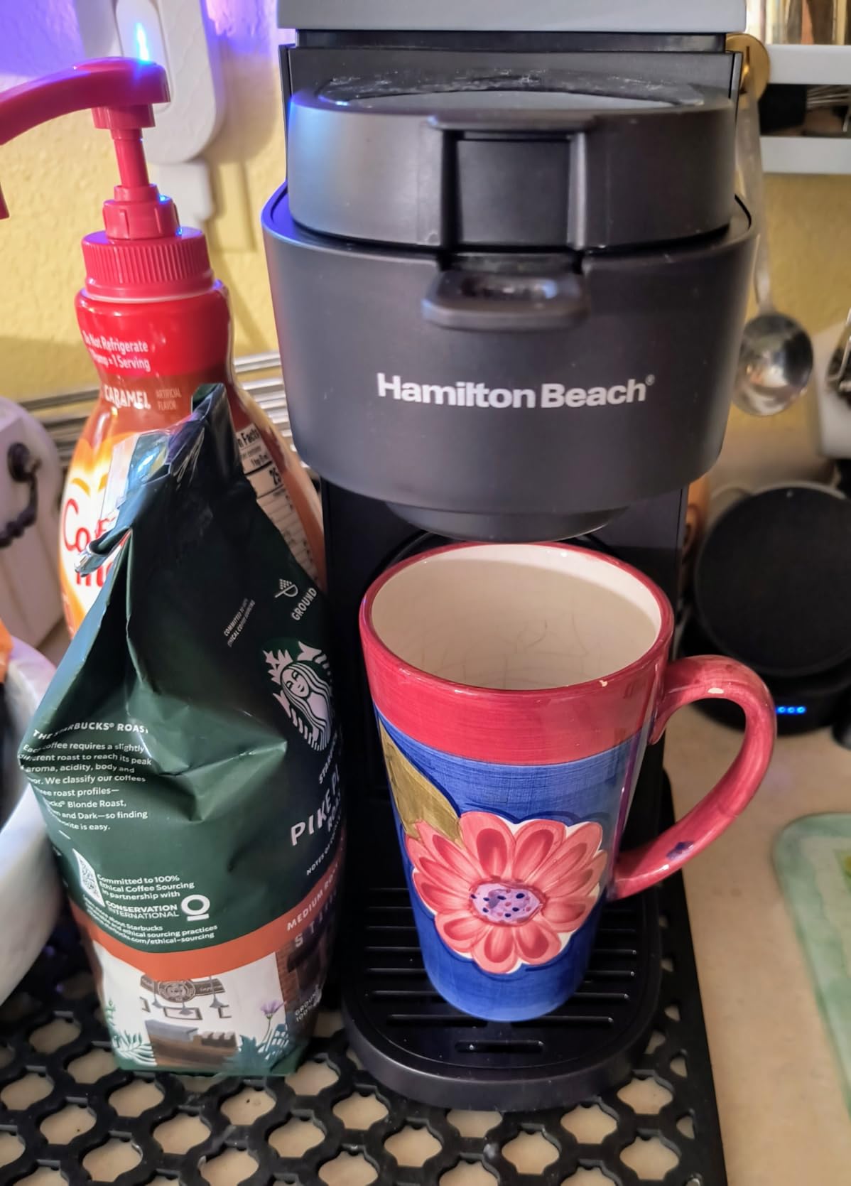 Hamilton Beach The Scoop Single Serve Coffee Maker & Fast Grounds Brewer for 8-14oz. Cups, Brews in Minutes, Black (47620), Next Gen customer photo 2