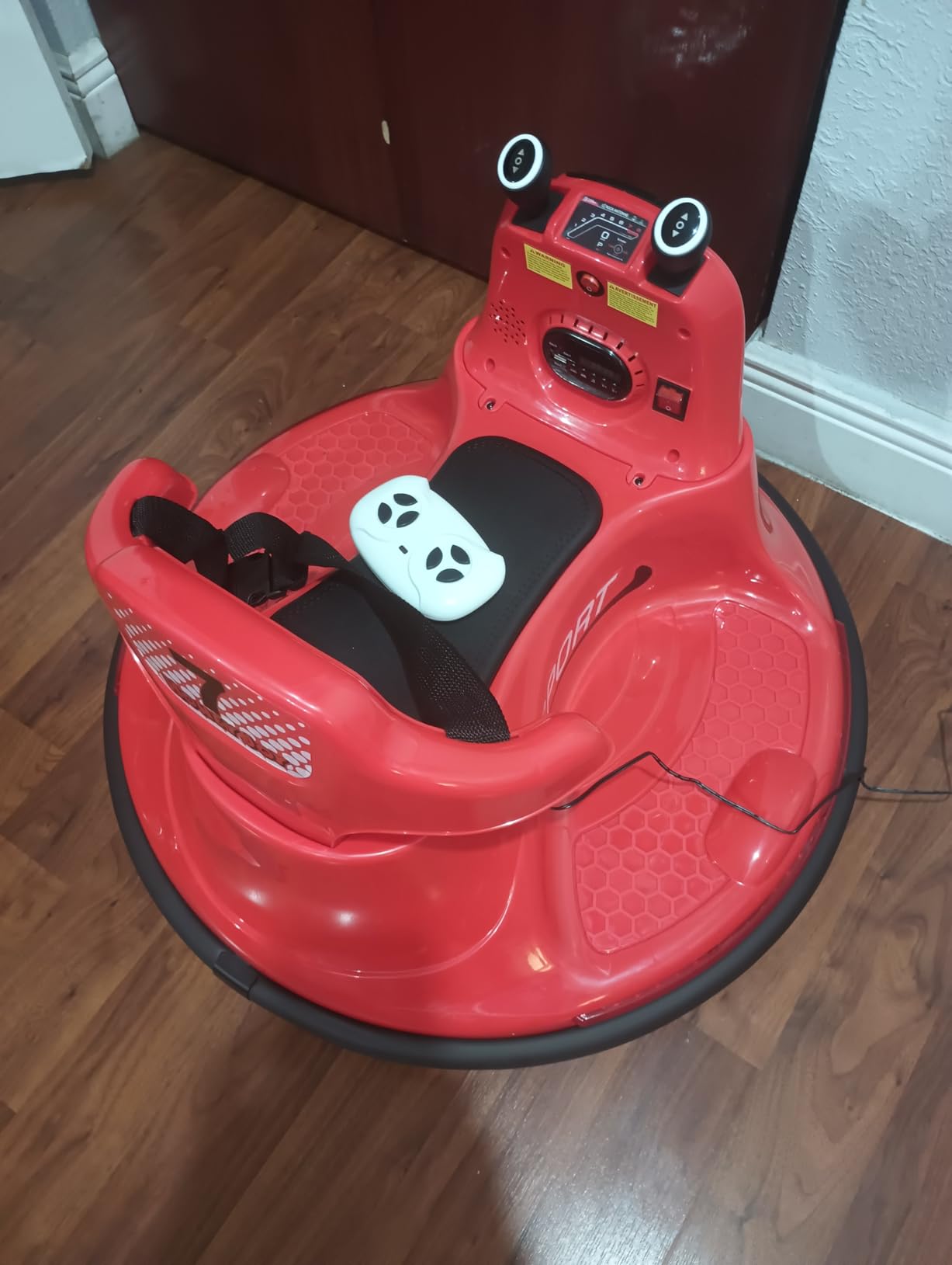 Costzon 12V Kids Ride On Bumper Car, Electric Bumper Car w/Dual Joysticks, Remote Control, 360° Spin, Slow Start Function, LED Lights & Fun Music, Adjustable Safety Belt, Soft Bumper (Red) customer photo 1