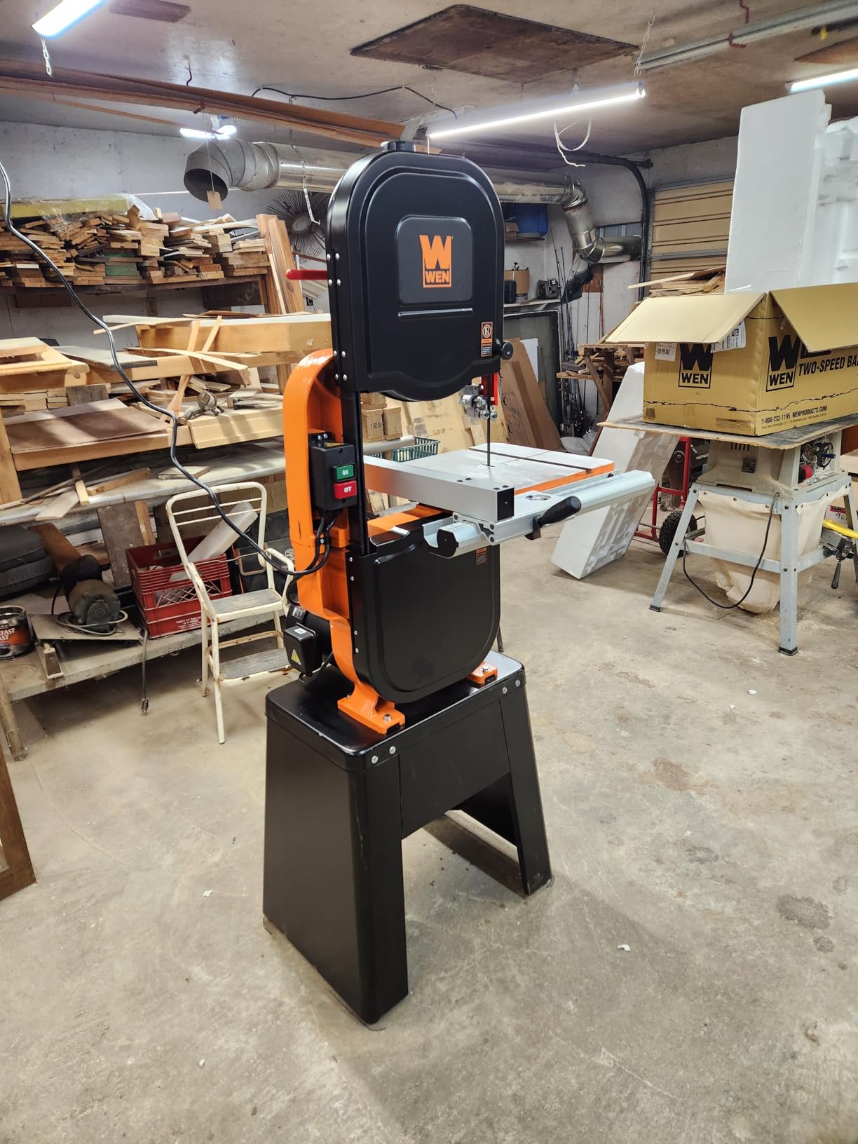 WEN Industrial Band Saw, 14-Inch, 1 HP Dual-Voltage 120V/240V, Two-Speed (BA1411) customer photo 1