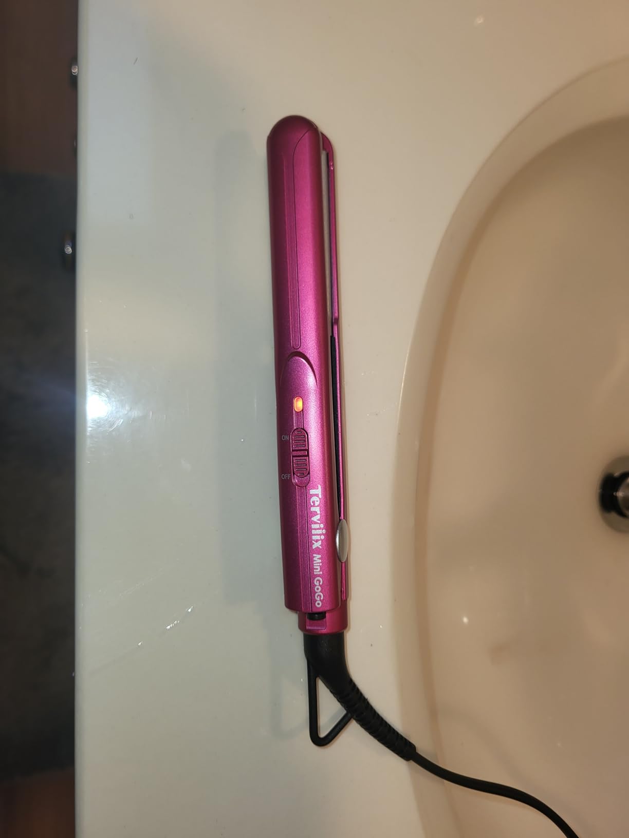Terviiix Mini Flat Iron, 1/2 Inch Hair Straightener for Bangs Edges, Pink | For Short Hair, Touch-ups, Bob, Pixie cuts, Ceramic, Dual Voltage Travel, Lightweight with Pouch customer photo 1