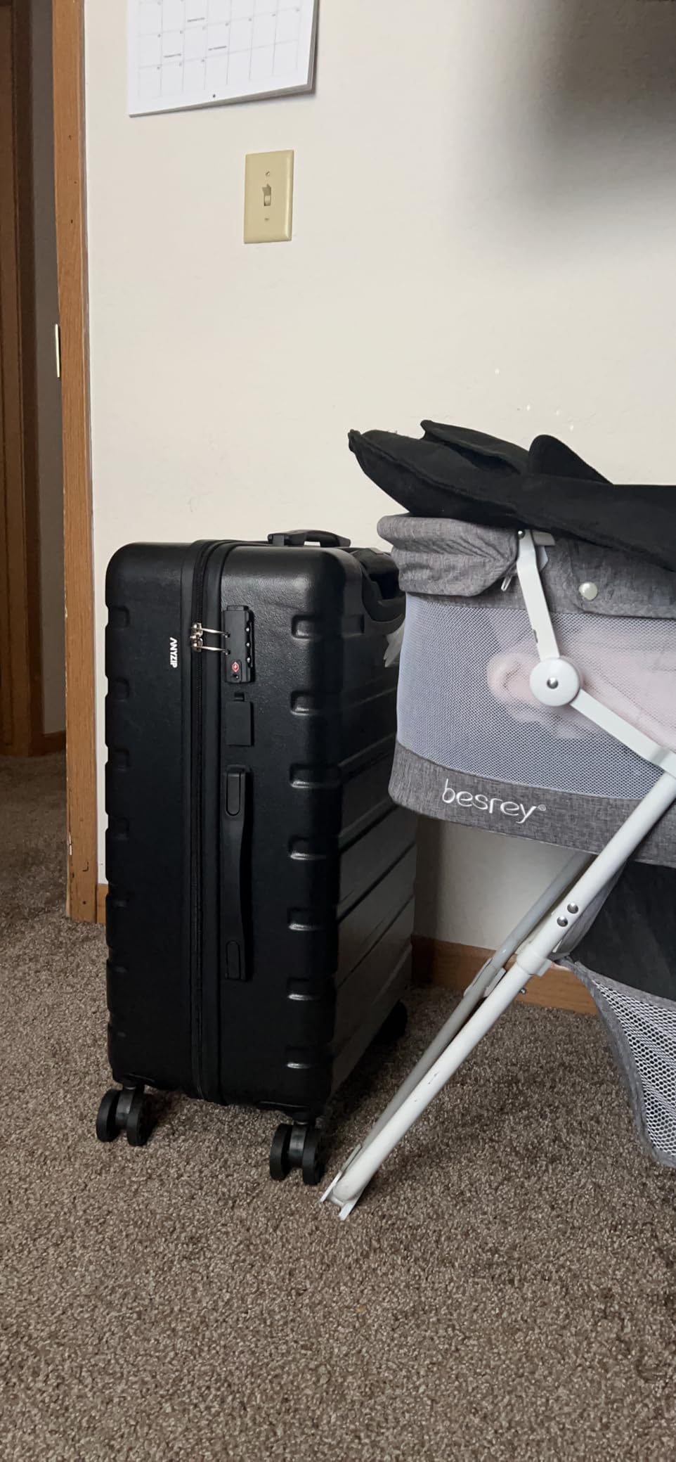 AnyZip Suitcase Hardside PC ABS Lightweight USB Luggage with Wheels TSA Lock Checked-Large 28 Inch Black customer photo 1