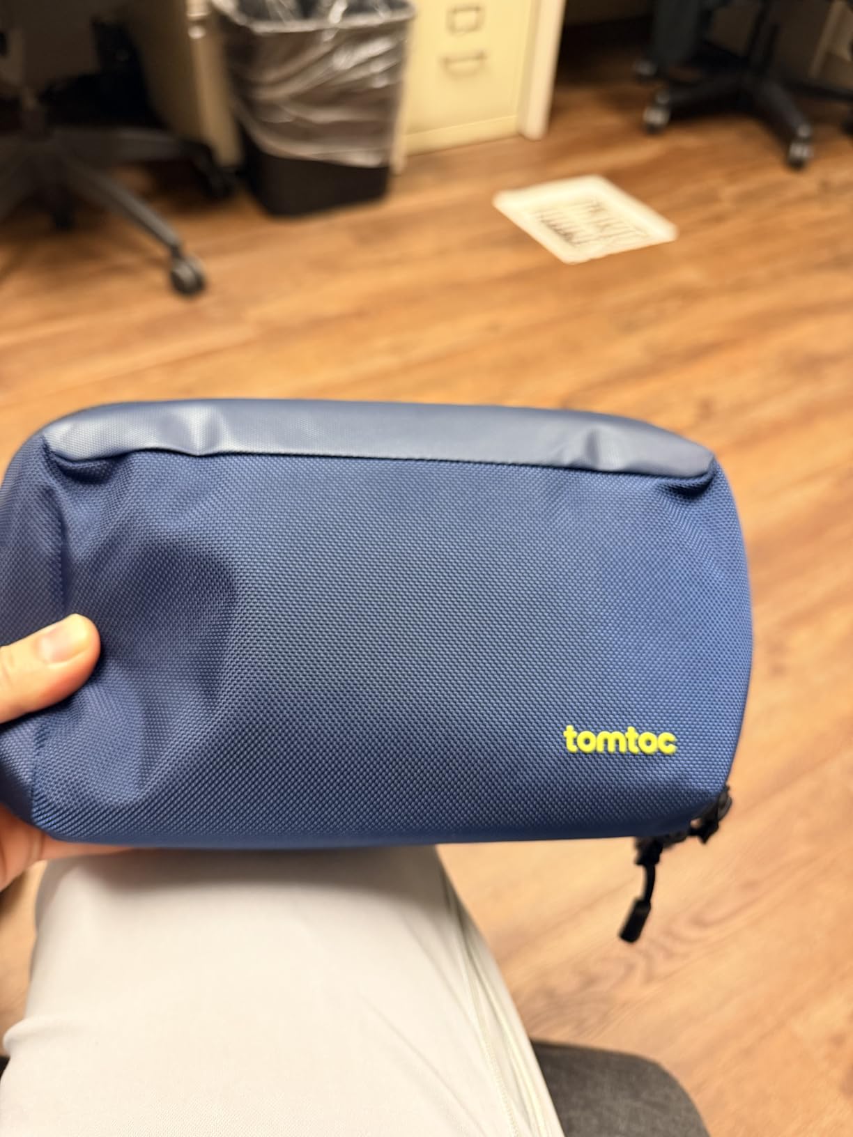 tomtoc Electronic Organizer Accessory Pouch for MacBook Charger, Cables, Power Bank, Hard Drive, Cords, Water-resistant Storage Bag with Removable Card Slots for USB Adapter, Memory Card, Black customer photo 2