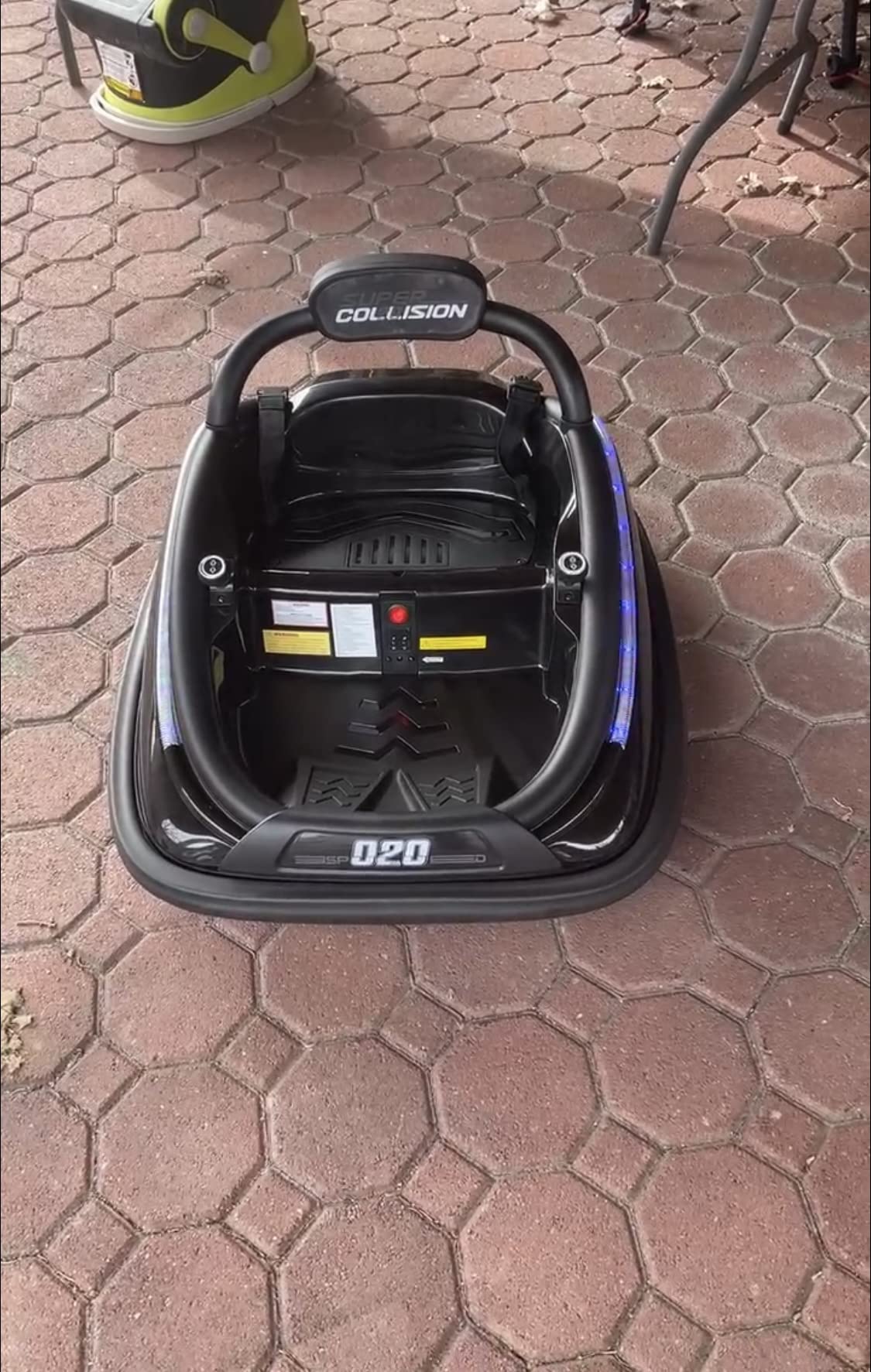 OLAKIDS Bumper Car for Toddlers, 12V Kids Electric Ride on Toy with Remote Control, Battery Powered Vehicle Racer for Baby, 360 Degree Spin Rotation, Colorful Flashing LED Lights, Music (Black) customer photo 2