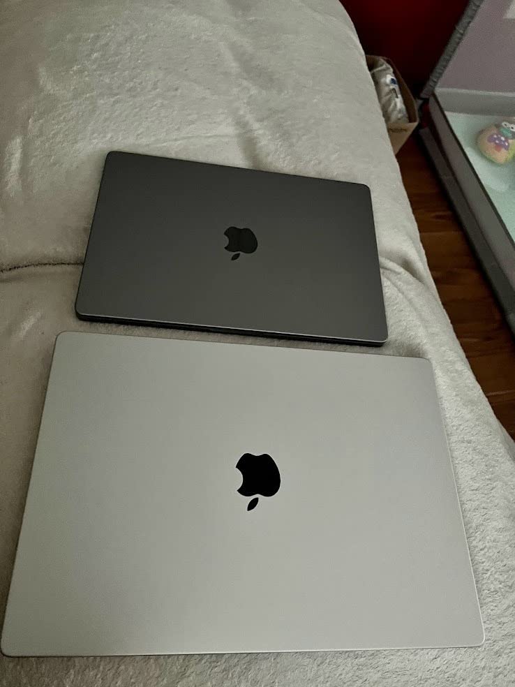 Apple 2023 MacBook Pro Laptop M2 Pro chip, 12-core CPU, 19-core GPU, 14.2-inch Liquid Retina XDR Display, 16GB Unified Memory, 1TB SSD Storage; Silver customer photo 1
