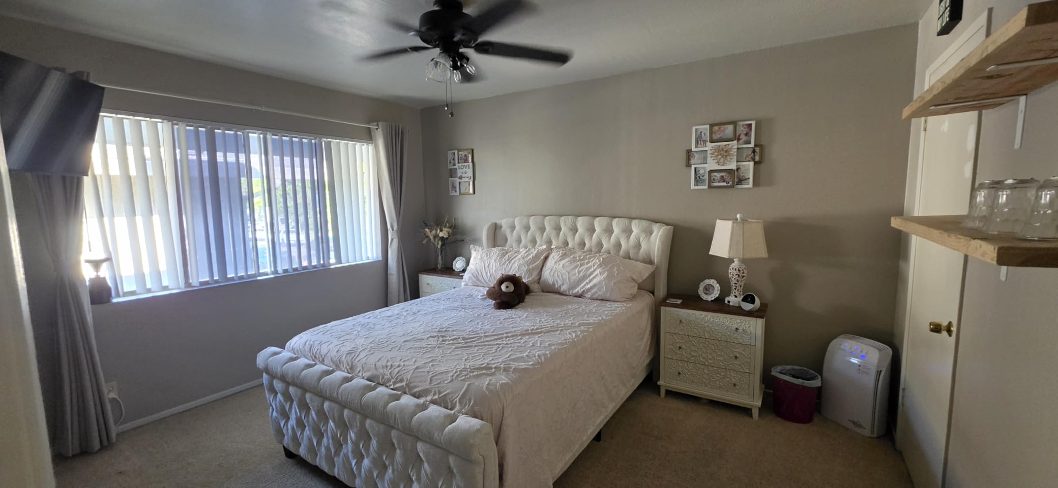 AMERLIFE King Size Platform Bed Frame, Chenille Upholstered Sleigh Bed with Scroll Wingback Headboard & Footboard/Button Tufted/No Box Spring Required/Cream customer photo 2