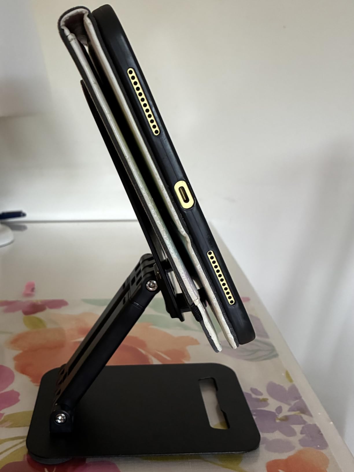 LISEN Tablet Stand for iPad, Tablet Holder for Desk, Desk Accessories Portable Monitor Stand for Apple iPad mini Air Switch Kindle, Adjustable Height and Angle, Foldable Design for Travel customer photo 2