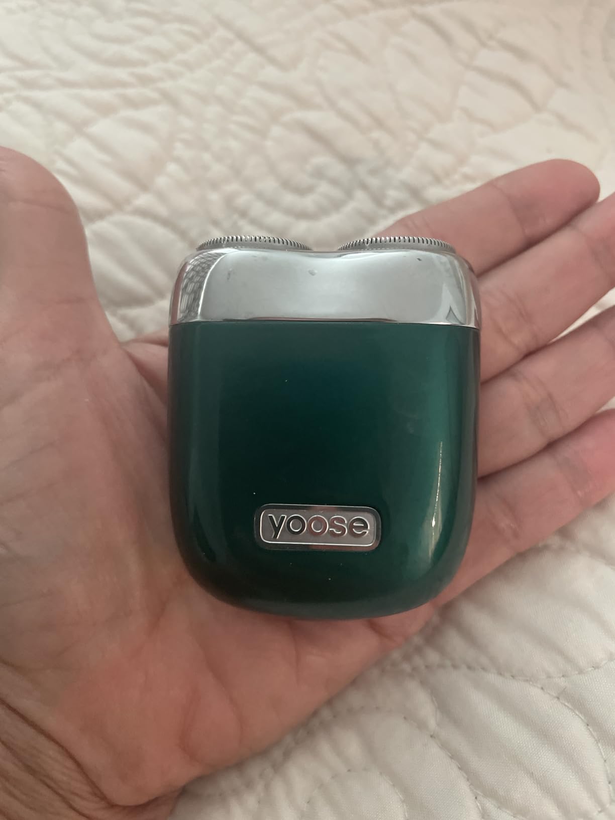 yoose Mini Shaver, Alloy Portable Electric Razor for Men, IPX7 Waterproof, Cordless Dry Shave, USB-C Rechargeable, Battery Indicator, Magnetic Detachable Head, Travel Shaver with Case, Silver customer photo 2