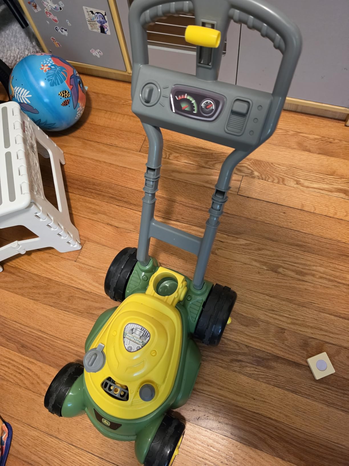 John Deere Bubble Lawn Mower for Toddlers, Bubble Blowing Machines, Indoor and Outdoor Gardening Toy, Birthday, Party Favor for Preschool Girls and Boys, No Batteries Required, 2+ customer photo 1