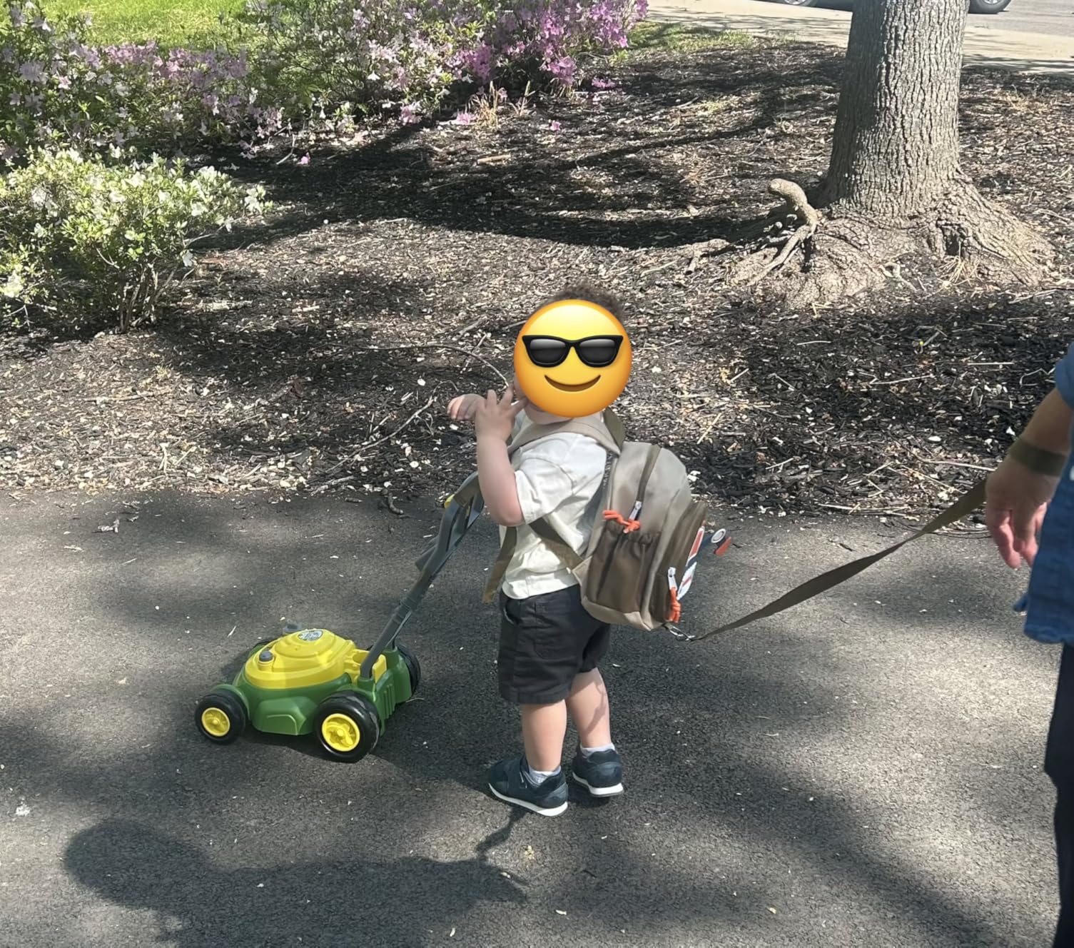 John Deere Bubble Lawn Mower for Toddlers, Bubble Blowing Machines, Indoor and Outdoor Gardening Toy, Birthday, Party Favor for Preschool Girls and Boys, No Batteries Required, 2+ customer photo 2