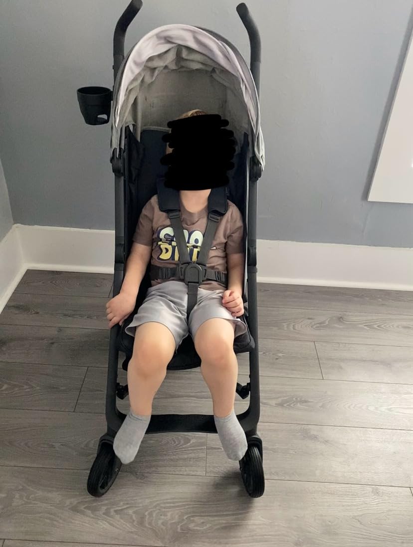 UPPAbaby G-Luxe Umbrella Stroller/Lightweight Design for Easy Travel/One-Step Fold + Recline/XL Basket + Canopy/Cup Holder Included/Greyson (Charcoal Melange/Carbon Frame) customer photo 2