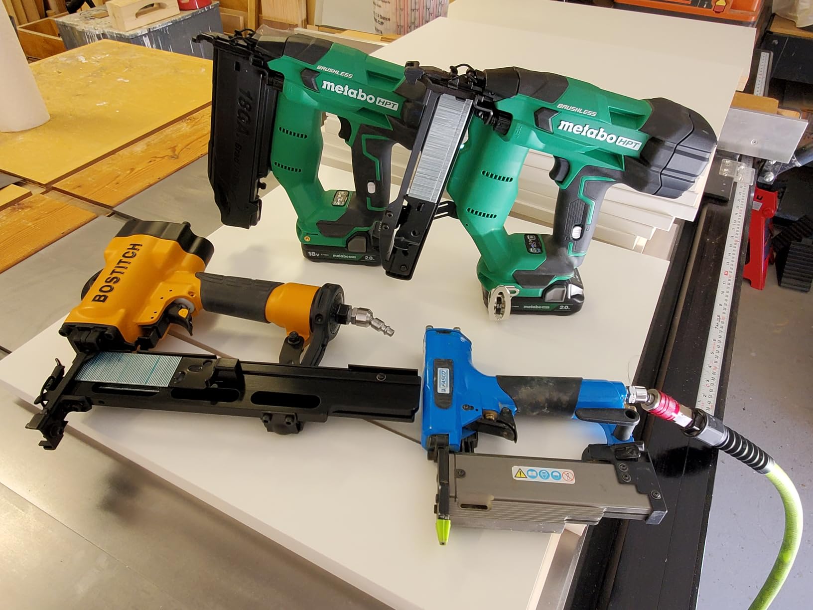 Metabo HPT 18V MultiVolt Cordless Stapler Kit, 1/4-Inch 18-Ga Narrow Crown, N1804DA (Includes 18V 2.0Ah Battery, Lifetime Tool Warranty) customer photo 1