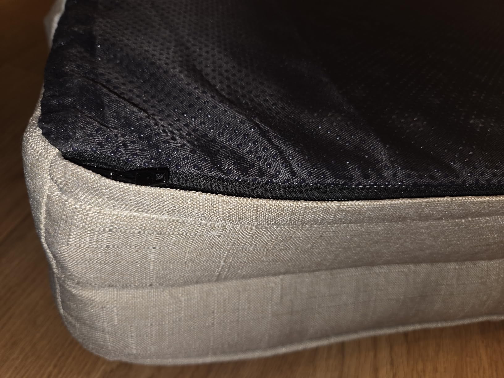 EHEYCIGA Orthopedic Dog Bed Medium Size Dogs, Memory Foam Dog Bed with Washable Removable Cover, Waterproof Pet Sofa Couch for Crate with Nonskid Bottom, 30x20x6, Grey customer photo 1
