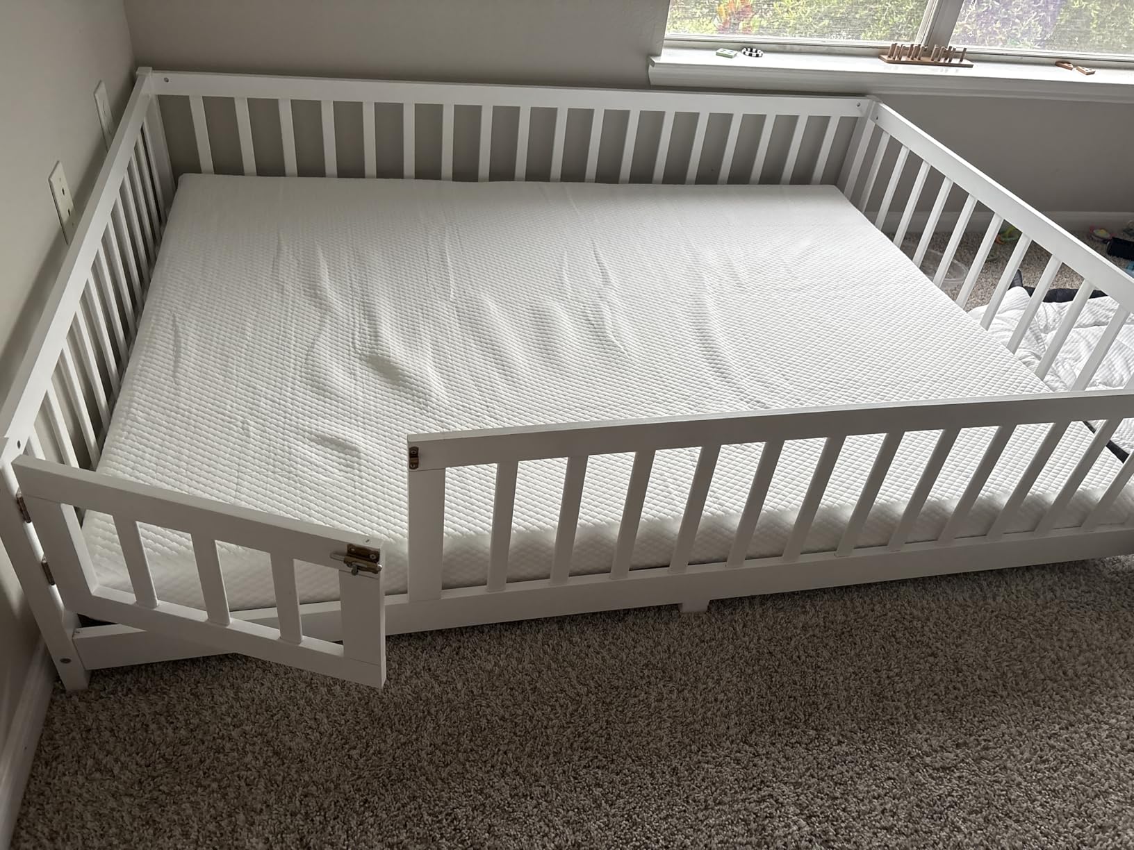 FDW 5 Inch Twin Mattress Medium Firm Gel Memory Foam Mattress White Bed in a Box, CertiPUR-US Certified Pressure Relief, Cooling Ventilated Foam Washable Removable Cover customer photo 1