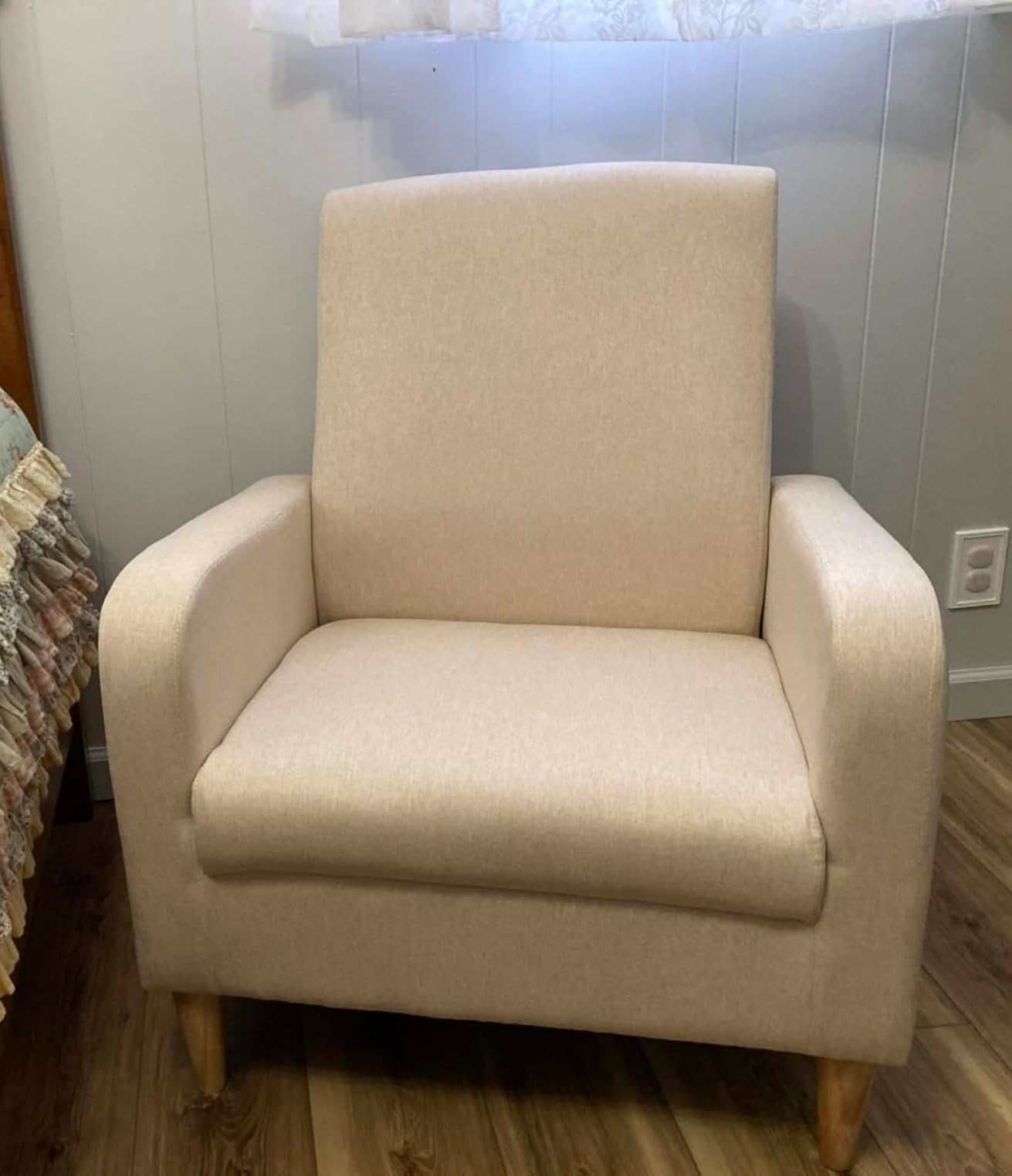 COLAMY Mid-Century Modern Upholstered Accent Chair with Back Pillow & Solid Wood Legs, Fabric Cozy Armchair for Living Room, Bedroom, Reading Nook, Apartment & Small Spaces, Beige customer photo 1