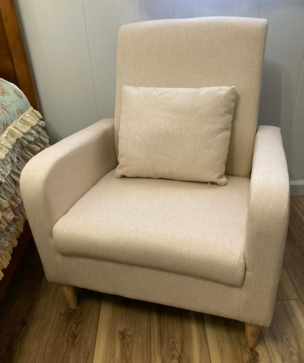 COLAMY Mid-Century Modern Upholstered Accent Chair with Back Pillow & Solid Wood Legs, Fabric Cozy Armchair for Living Room, Bedroom, Reading Nook, Apartment & Small Spaces, Beige customer photo 2