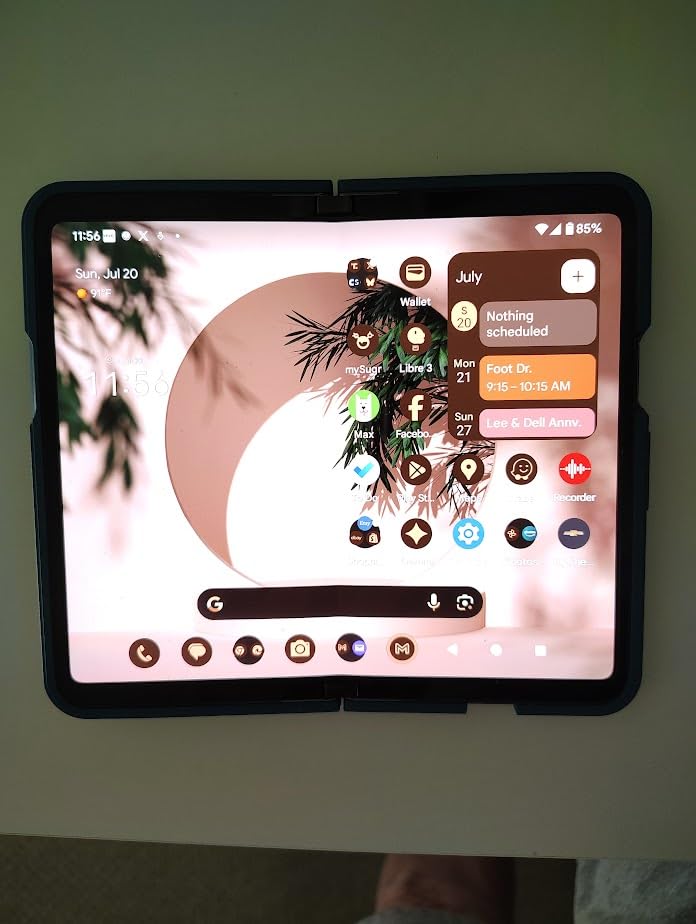 Google Pixel Fold - Unlocked Android 5G Smartphone with Telephoto Lens and Ultrawide Lens - Foldable Display - 24-Hour Battery - Obsidian - 512 GB customer photo 2