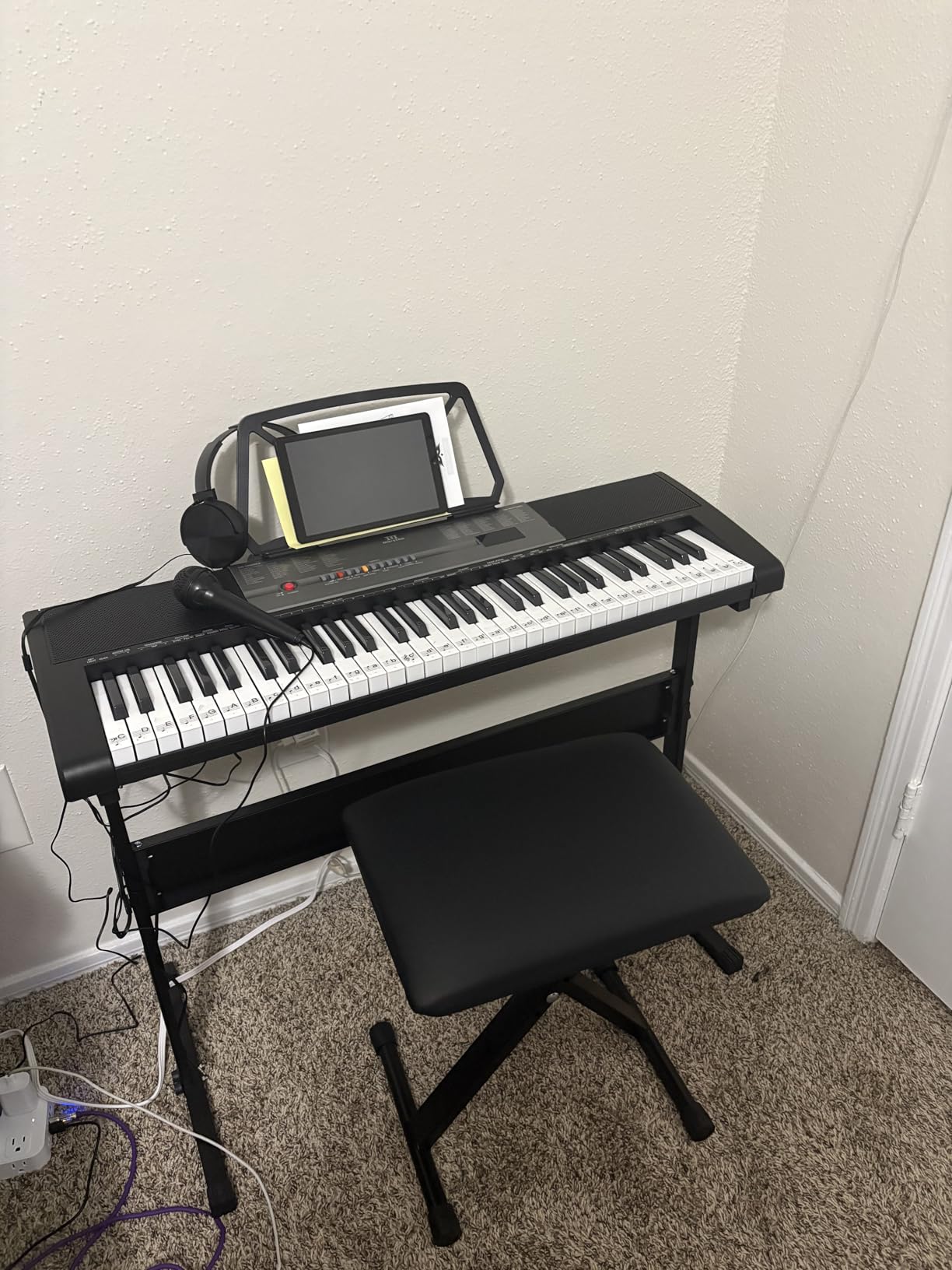 MUSTAR 61 Key Piano Keyboard, Electric Piano Keyboard with Lighted Up Keys, Learning Keyboards Piano for Beginners With Piano Stand, LCD Screen, Headphones, Microphone customer photo 1