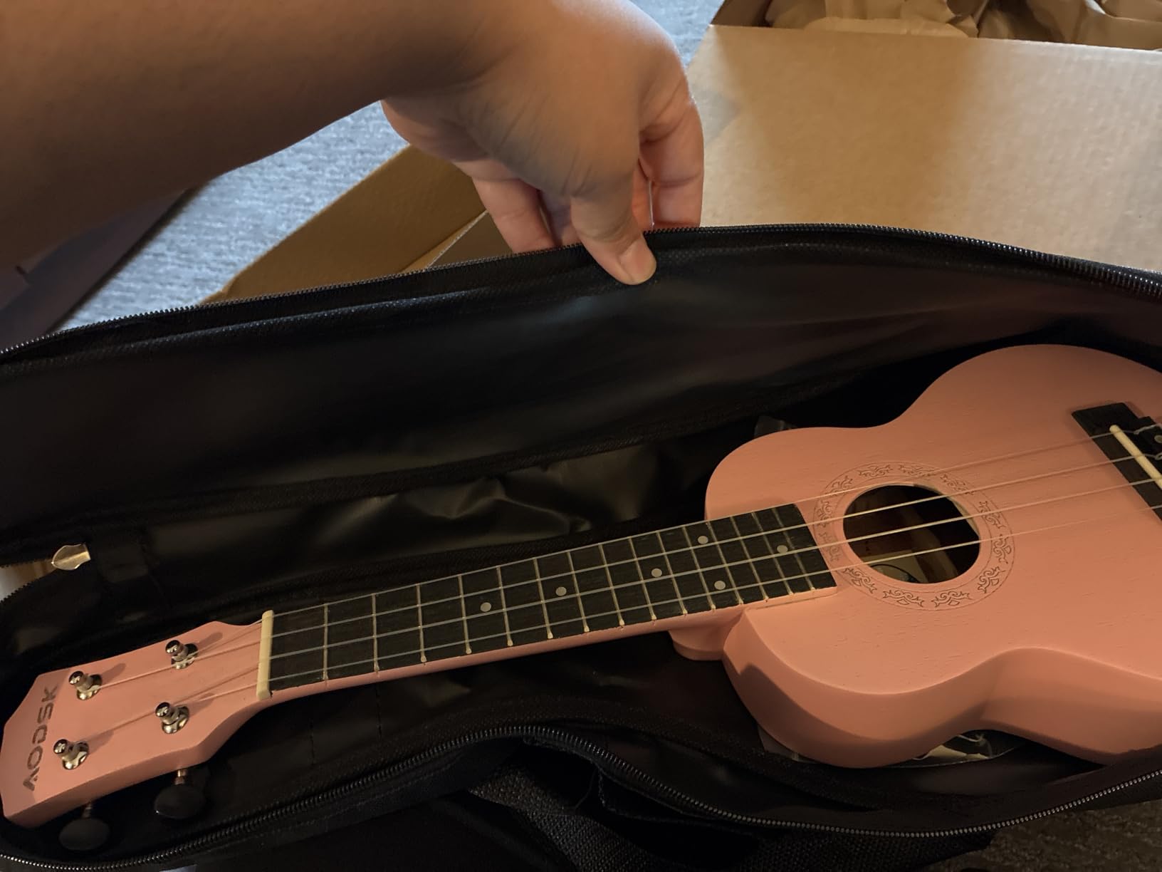 AODSK Concert Ukulele for Beginner 23 Inch Ukelele Kit with Gig Bag StrapTuner Nylon String 4 Picks Cloth Online Lesson Holiday Gift customer photo 2