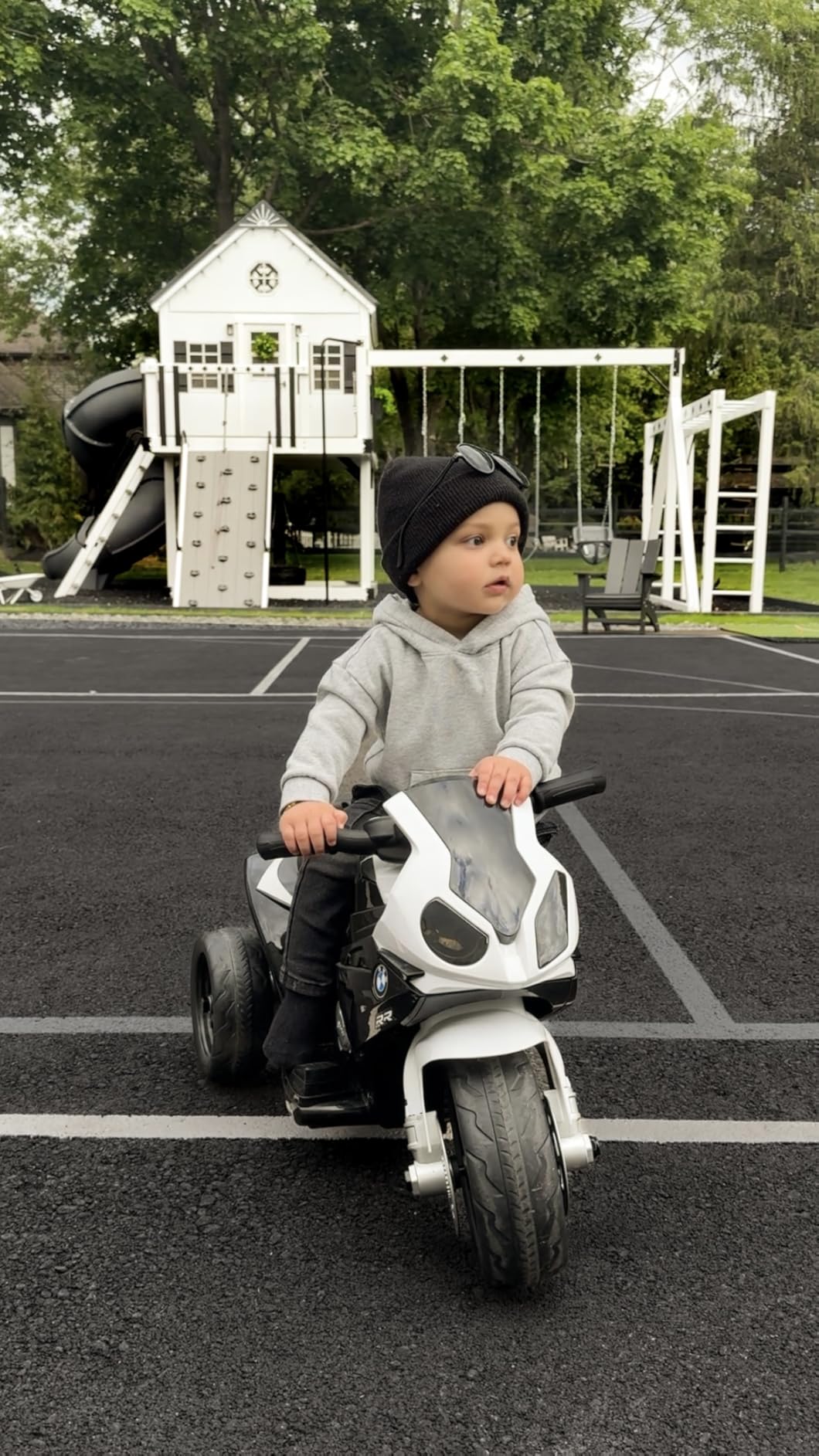 Aosom 6V Kids Motorcycle Licensed BMW, Toddler Motorcycle with Headlight, Music, 3 Wheeled Electric Motorcycle (Black) customer photo 2