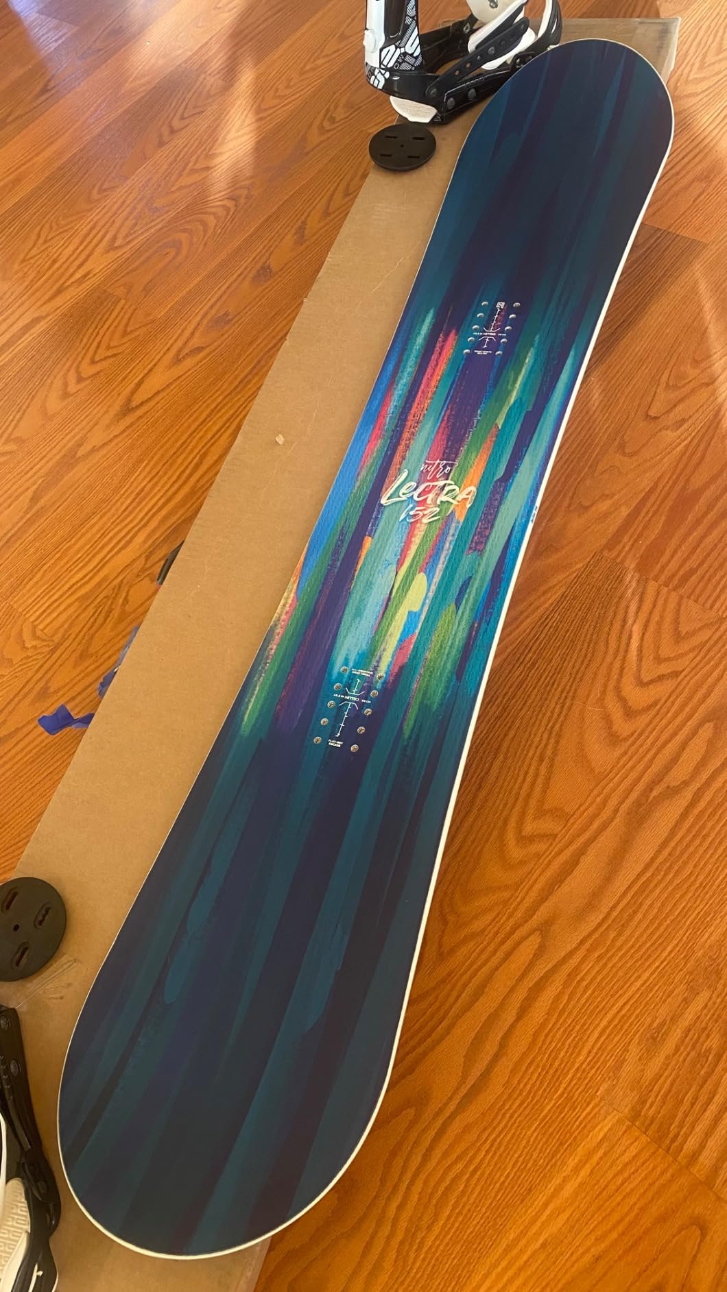 Nitro Lectra Women's All-Mountain Snowboard - Soft Flex, Stable Ride, Beginner Friendly - Groomers customer photo 1
