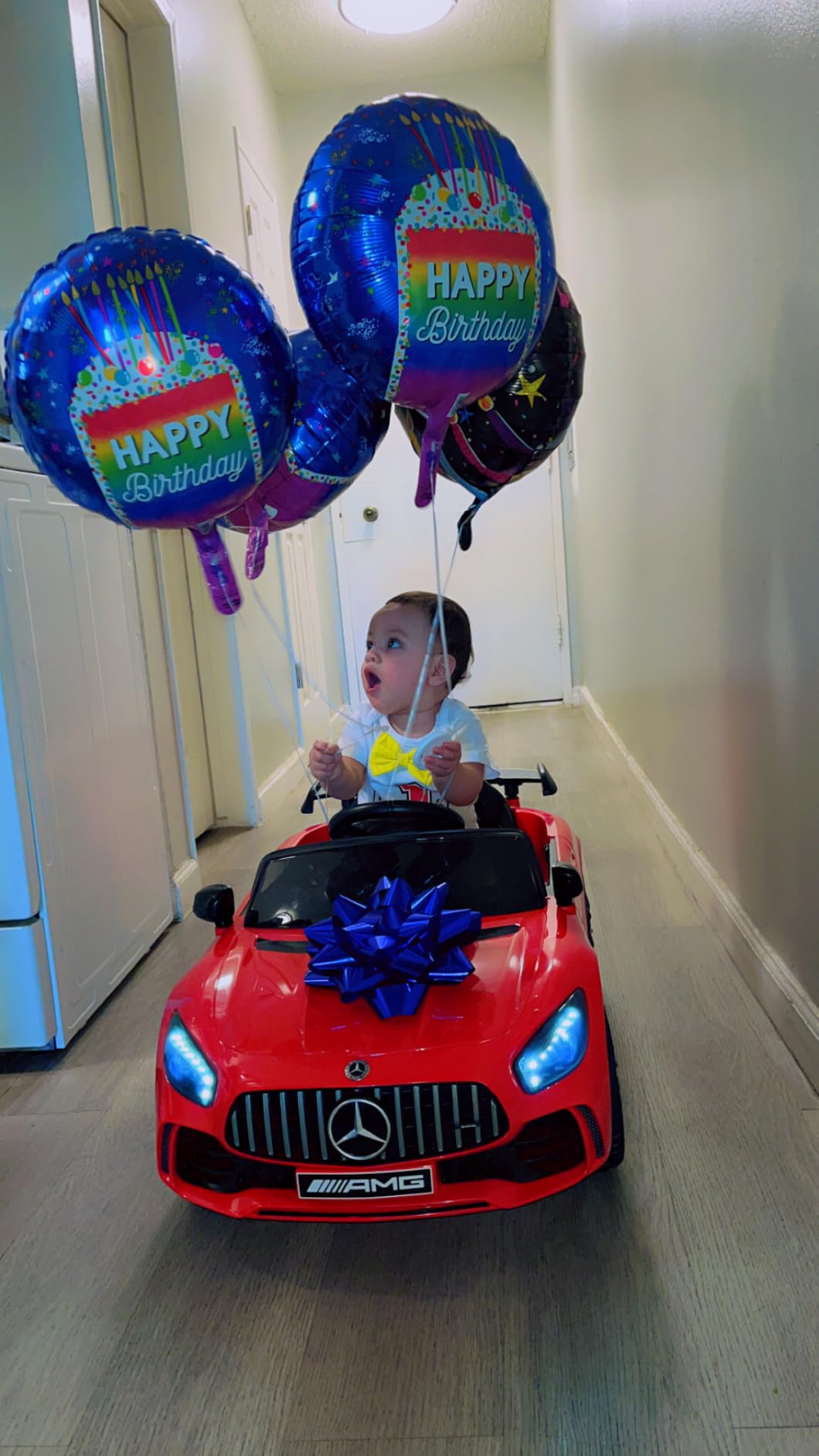 Winado 12V Ride on Car, Licensed Mercedes Benz AMG GTR Battery Powered Electric Vehicle, w/Parent Remote, Wider Seat, LED Lights, Openable Doors, MP3 Player, Smooth Start, 3 Speeds - Red customer photo 1