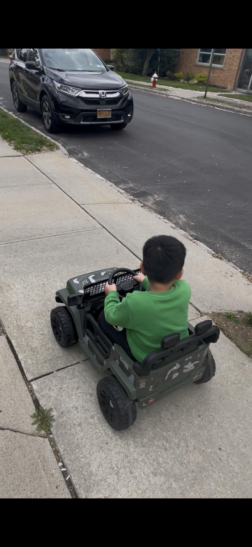 ELEMARA Ride On Car, Bluetooth Ride on Toys for Toddlers, 12V Kids Battery Powered Vehicles w/Remote, 3.5 mph Motorized Off-Road Truck (Olive) customer photo 1