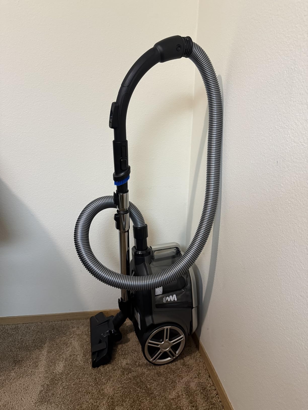 Eureka Bagless Canister Vacuum Cleaner, Lightweight Vac for Carpets and Hard Floors, Silver with Black, NEN180 customer photo 1