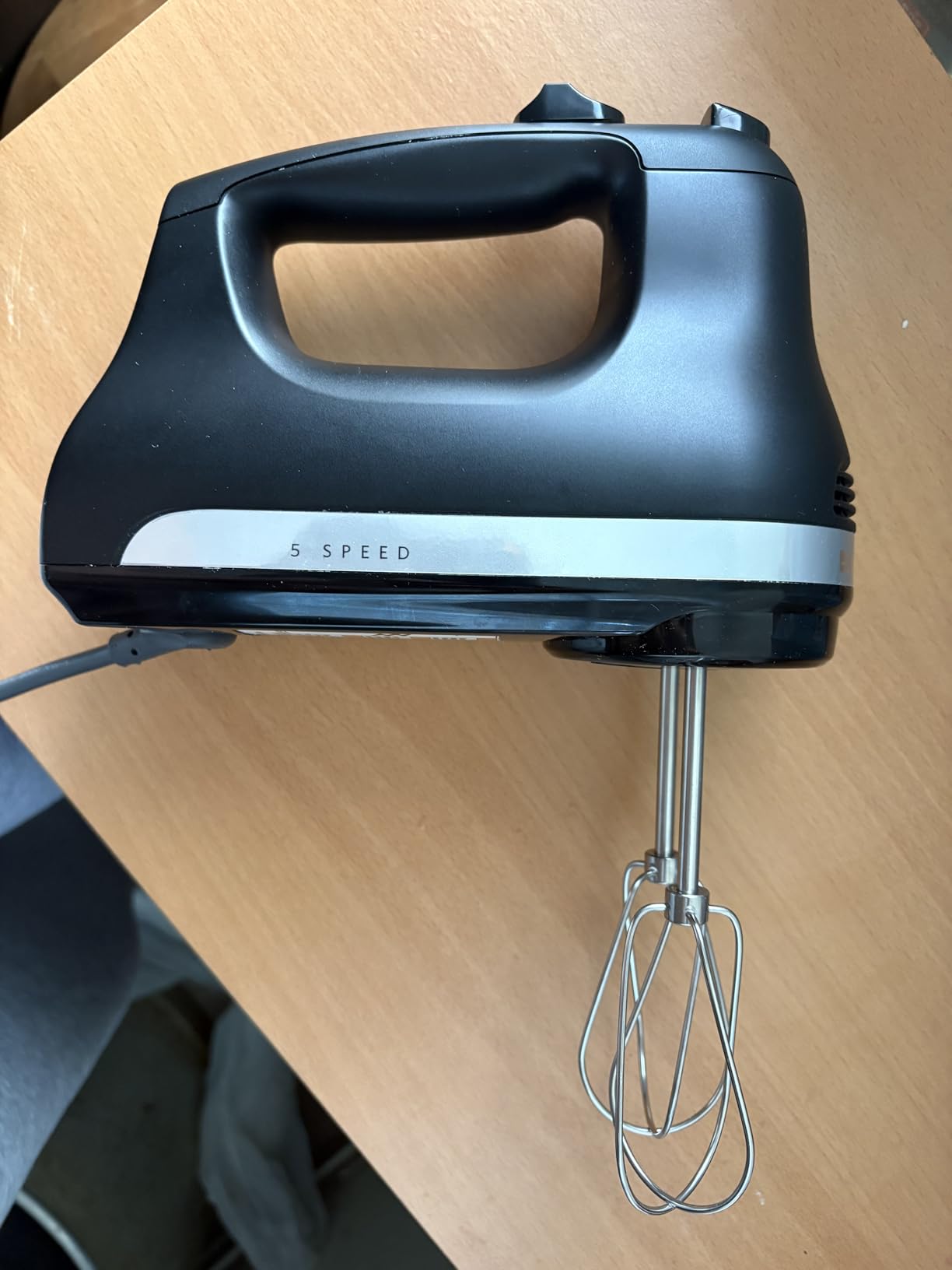 KitchenAid 5-Speed Ultra Power Hand Mixer, Plastic - KHM512, Contour Silver customer photo 2