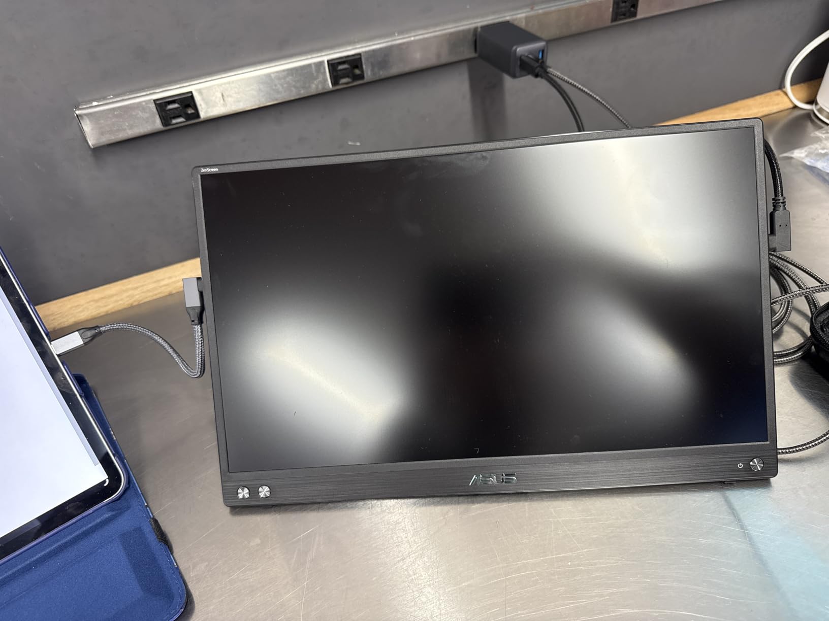 ASUS ZenScreen 15.6