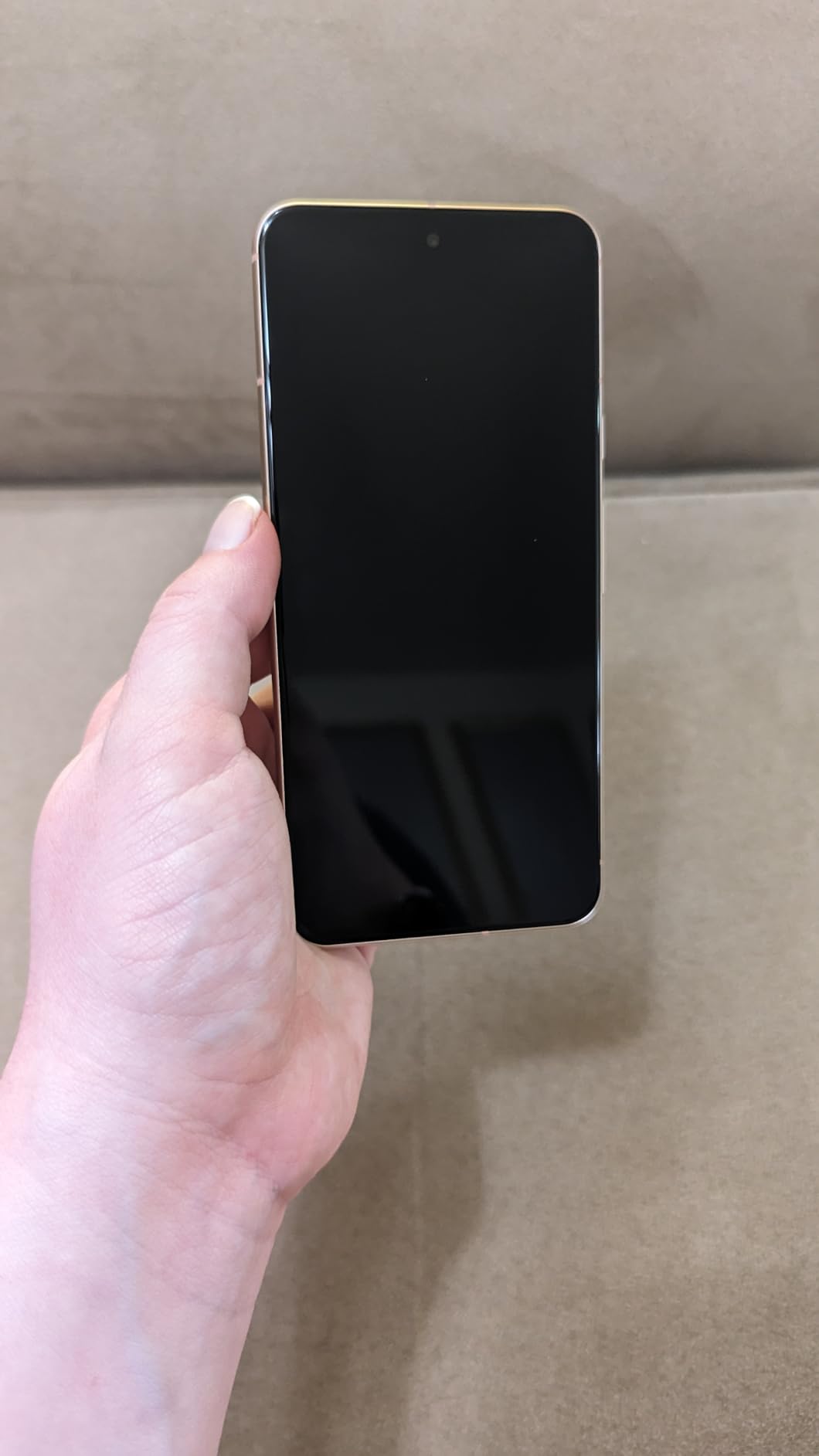 Google Pixel 8 - Unlocked Android Smartphone with Advanced Pixel Camera, 24-Hour Battery, and Powerful Security - Obsidian - 128 GB customer photo 2