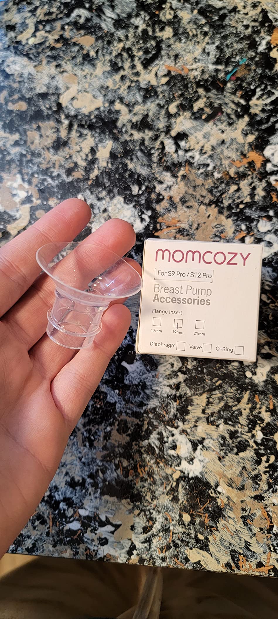 Momcozy Breast Pump Hands Free Upgraded Mobile Flow | M9, App Discreet Control with Personalized Multi-Modes & 15 Levels, Wearable Breast Pump 24mm, 2 Pack Gray customer photo 1